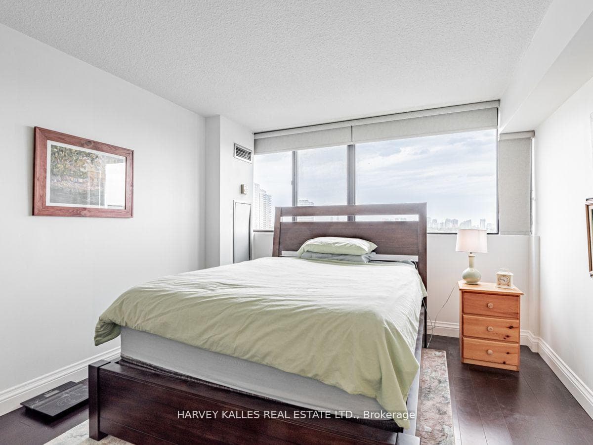 133 Torresdale Avenue Unit 1408 photo 19