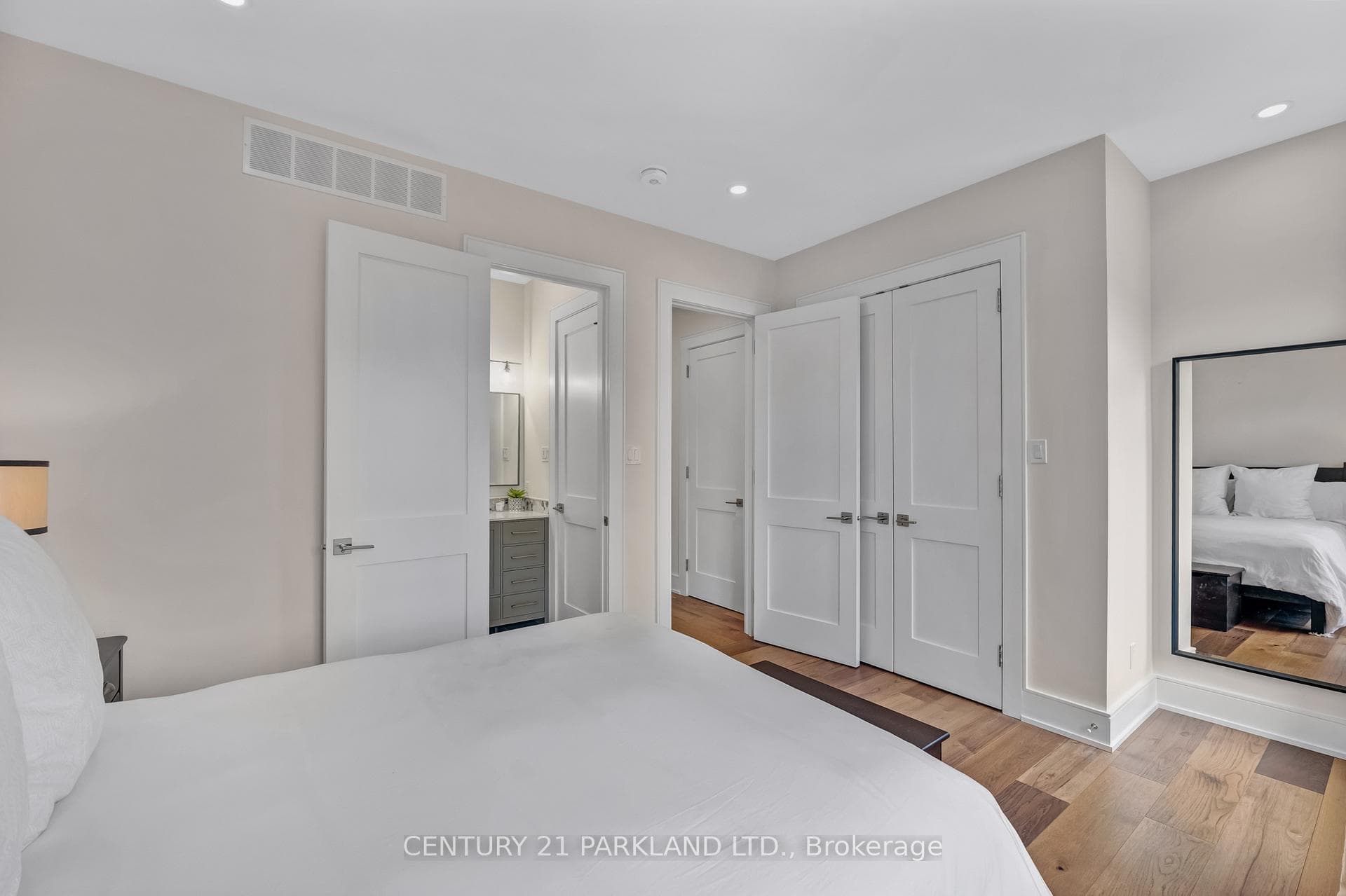 101 Chandos Avenue photo 26
