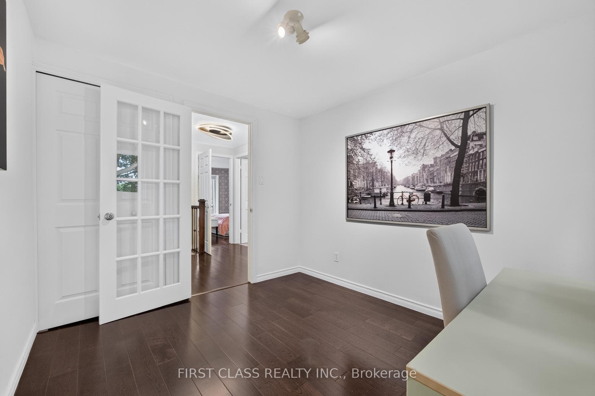 202 Royal Orchard Boulevard photo 32