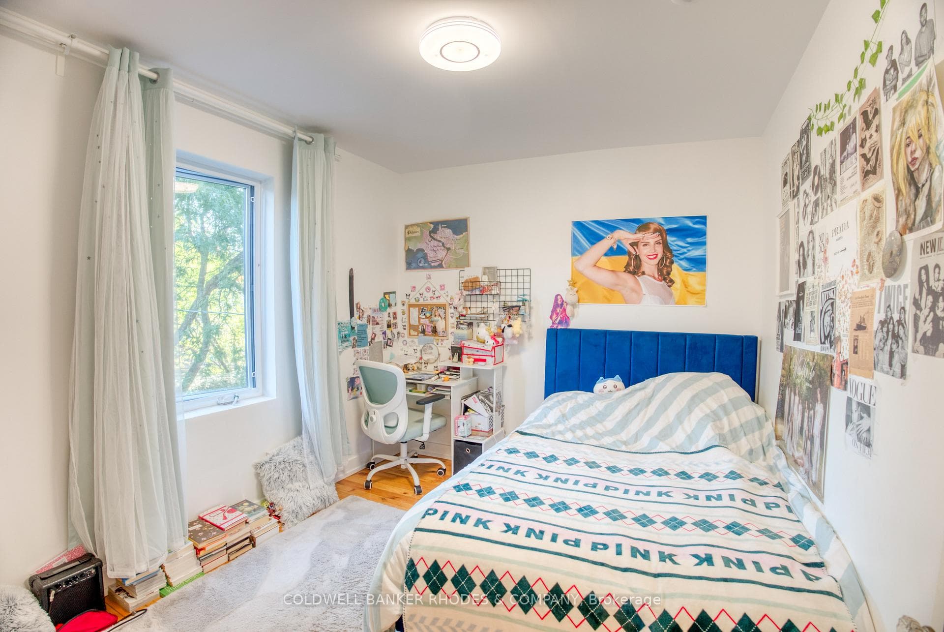 Second bedroom
