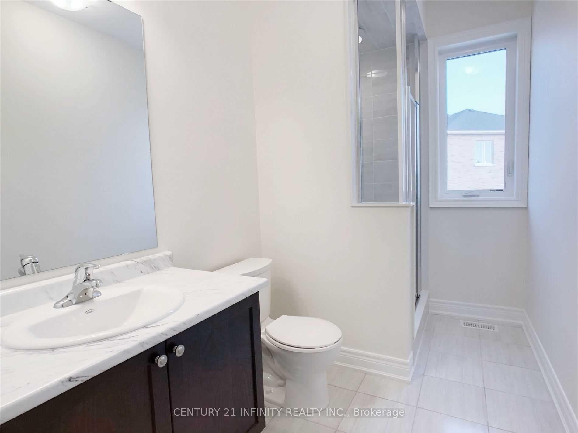 9 St Ives Crescent photo 21