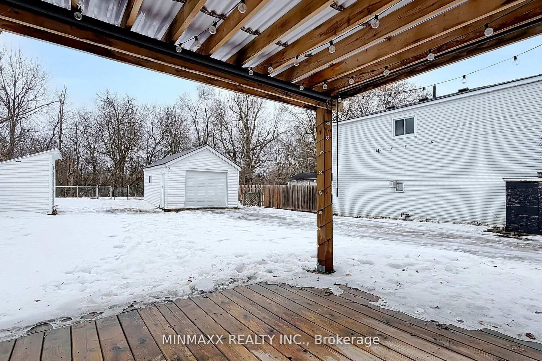 127 POPLAR Avenue photo 42