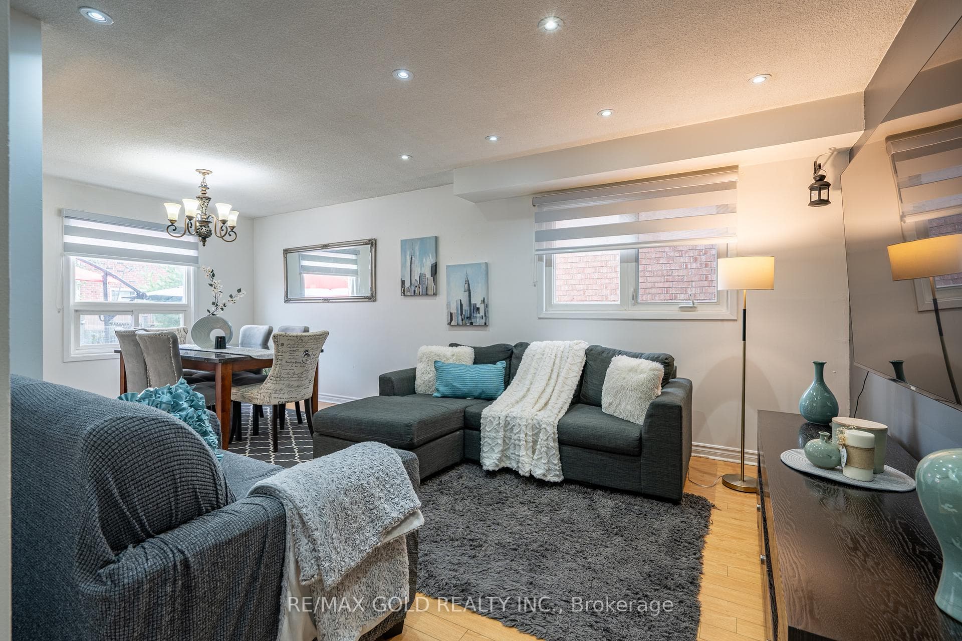 86 Whitehaven Drive photo 9