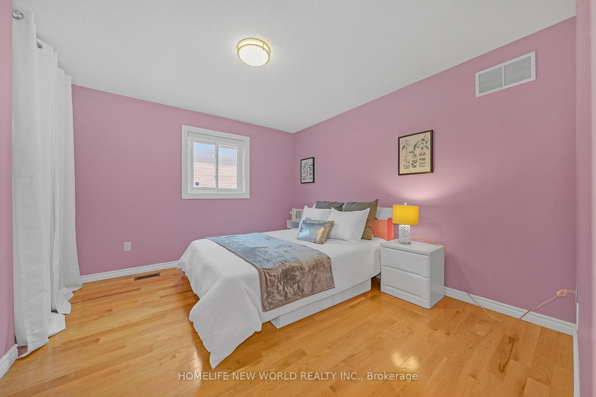 66 Macdermott Drive photo 21
