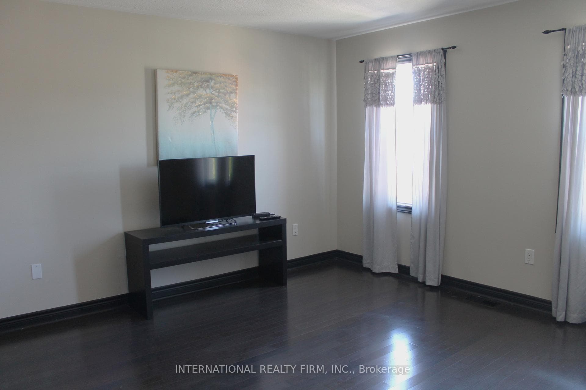 412 Wright Crescent photo 12