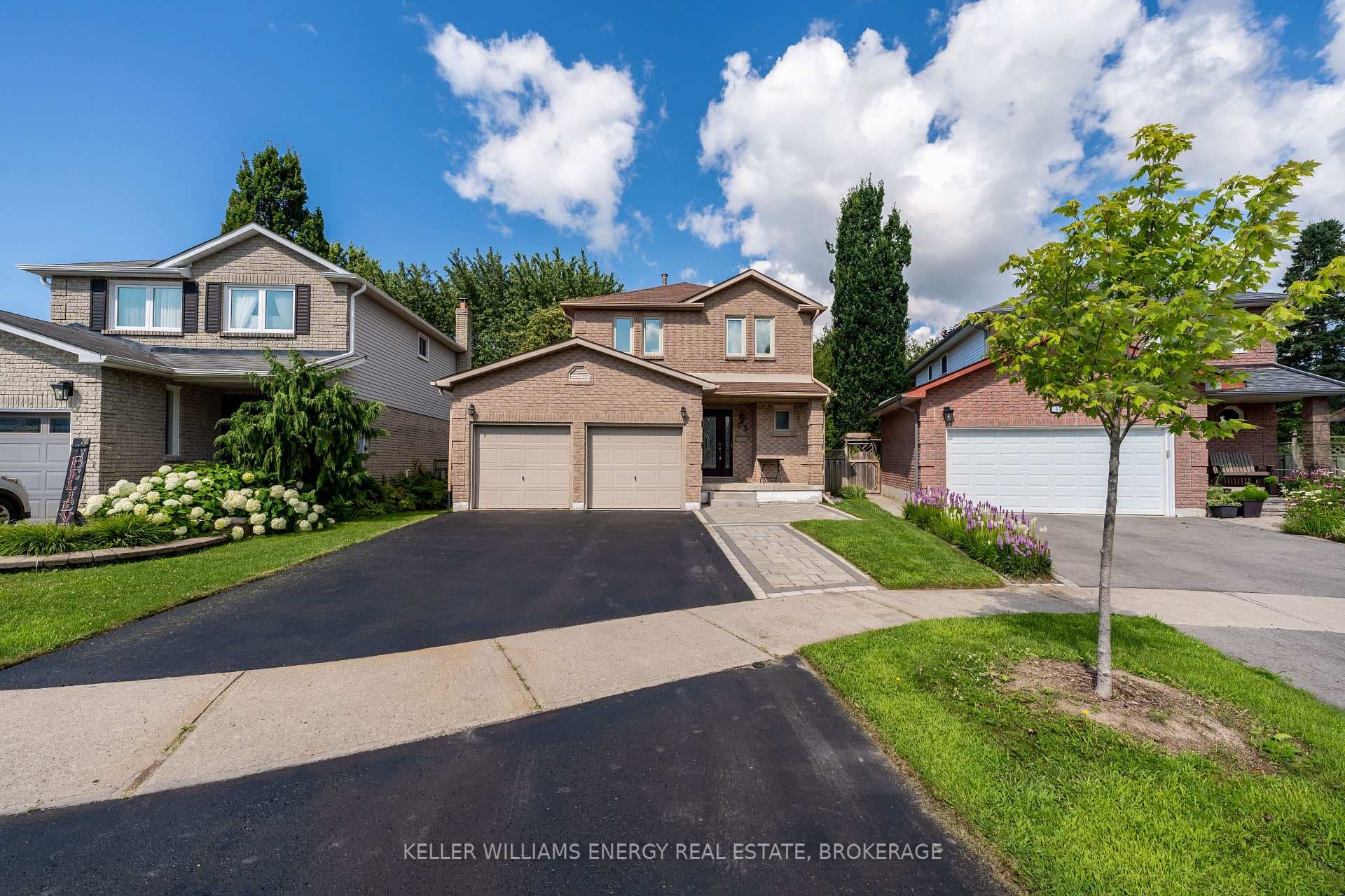 53 Lyndale Crescent photo 3