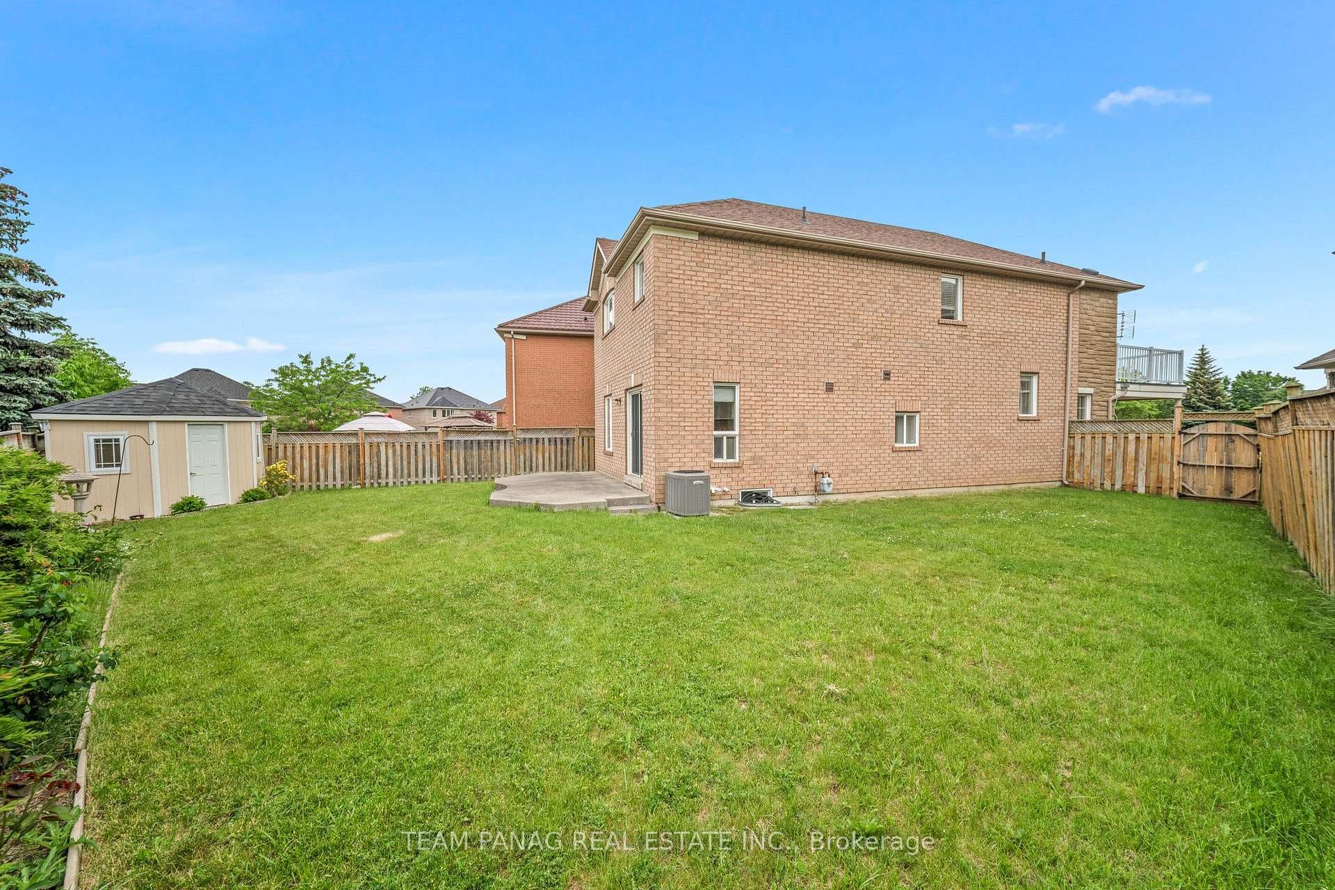 12 Stirrup Court photo 45