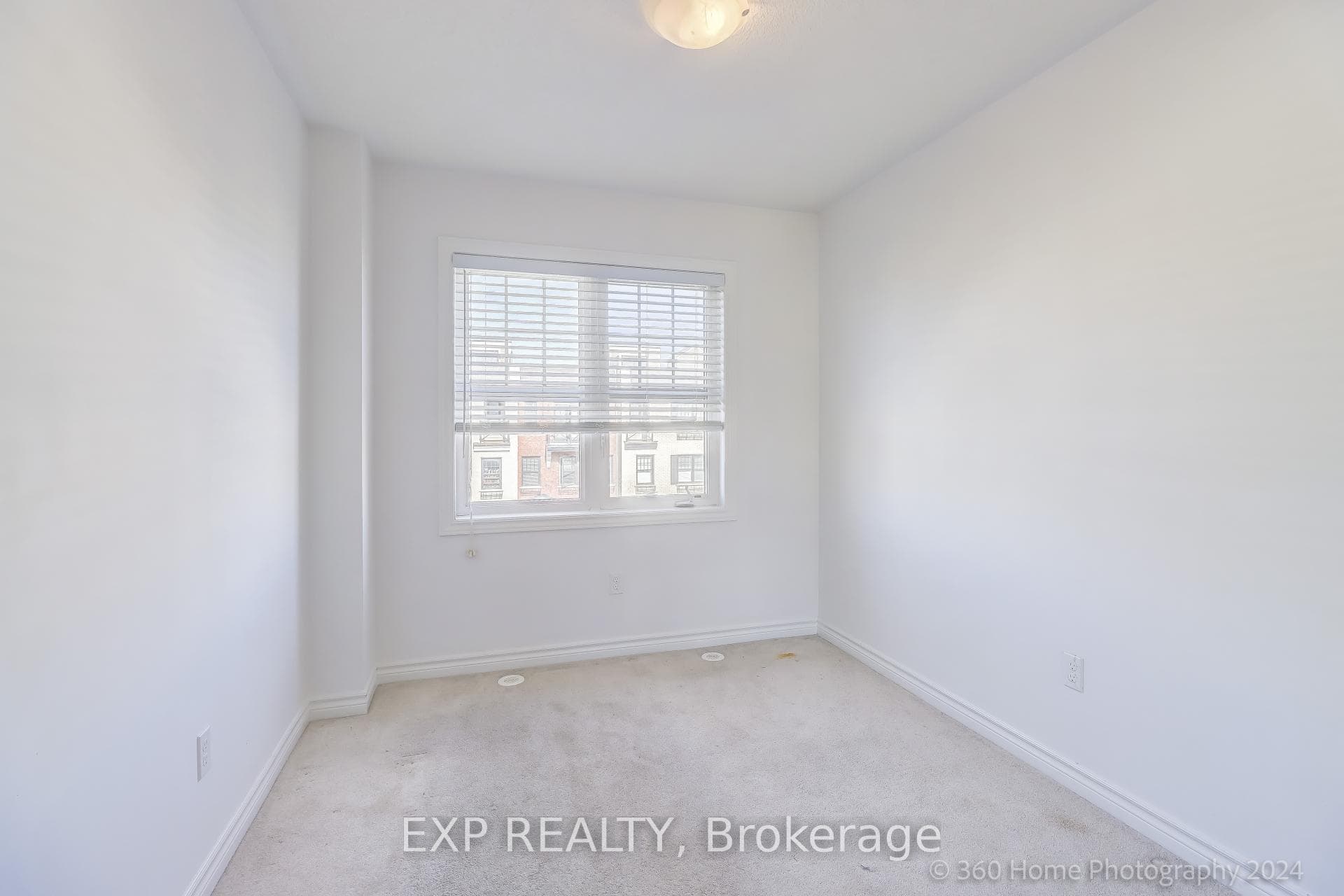 42 Boadway Crescent photo 12