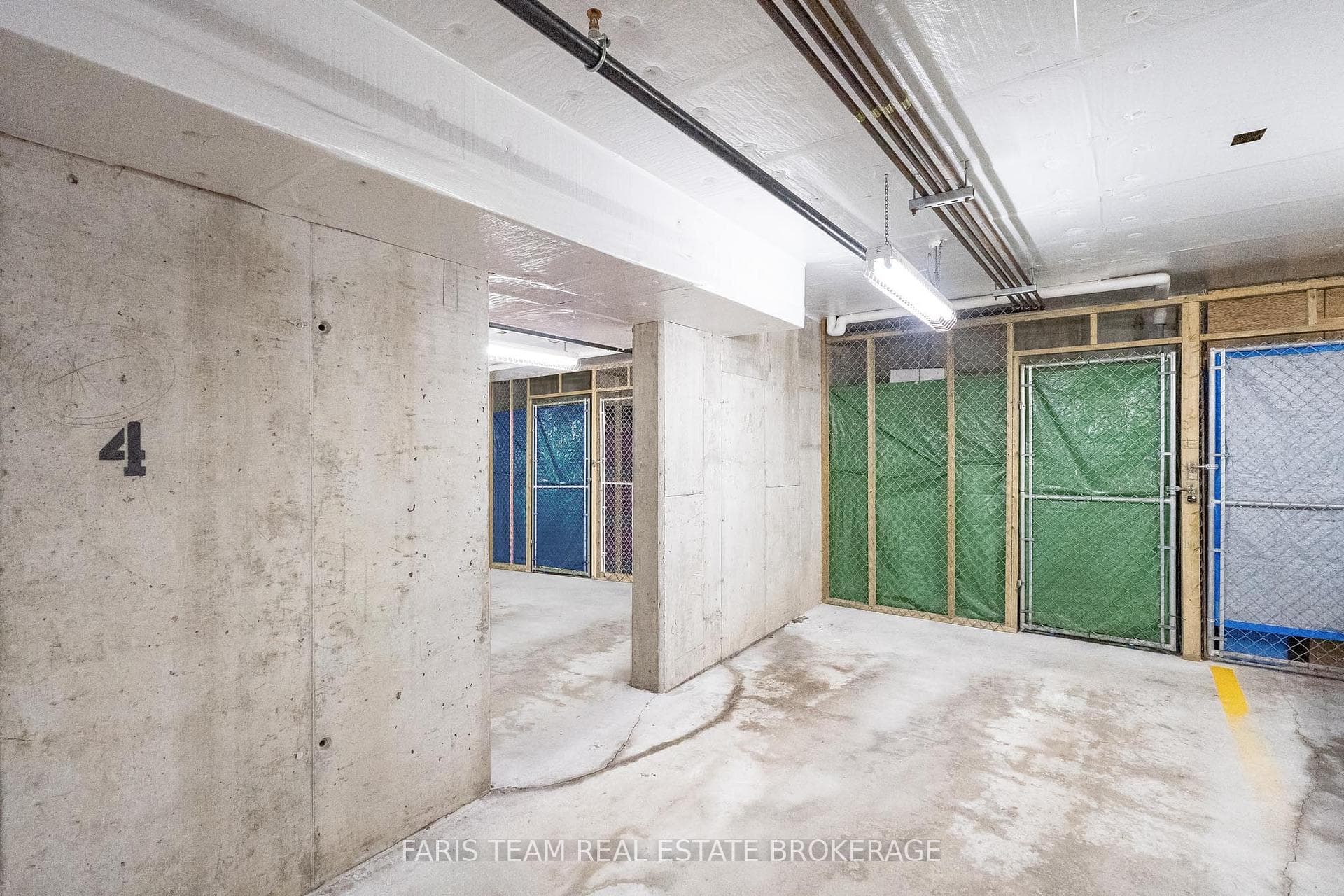 40 Ferndale Drive Unit 210 photo 27