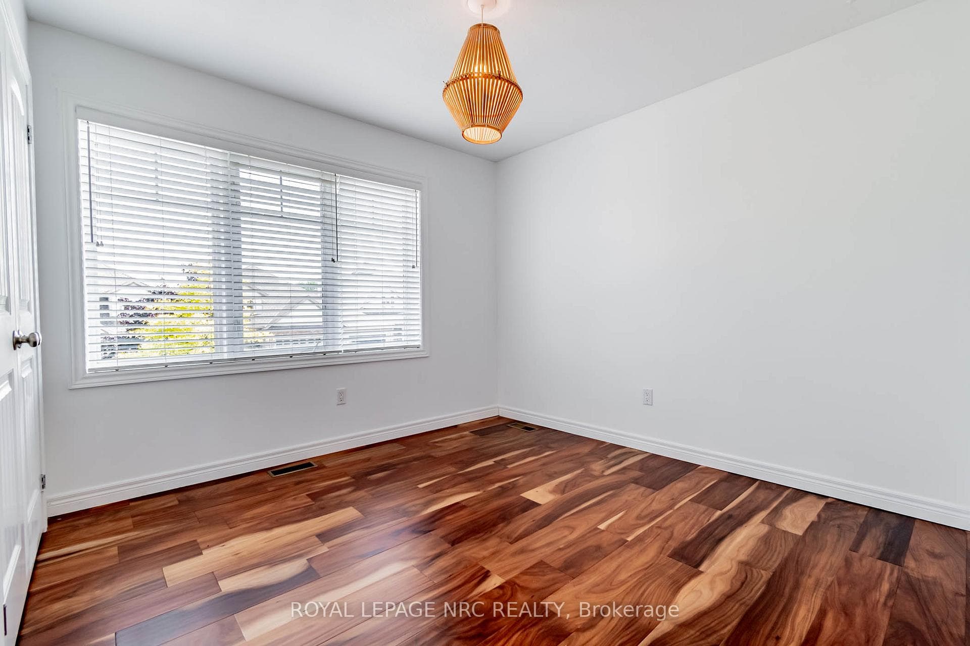 57 Videl Crescent photo 25