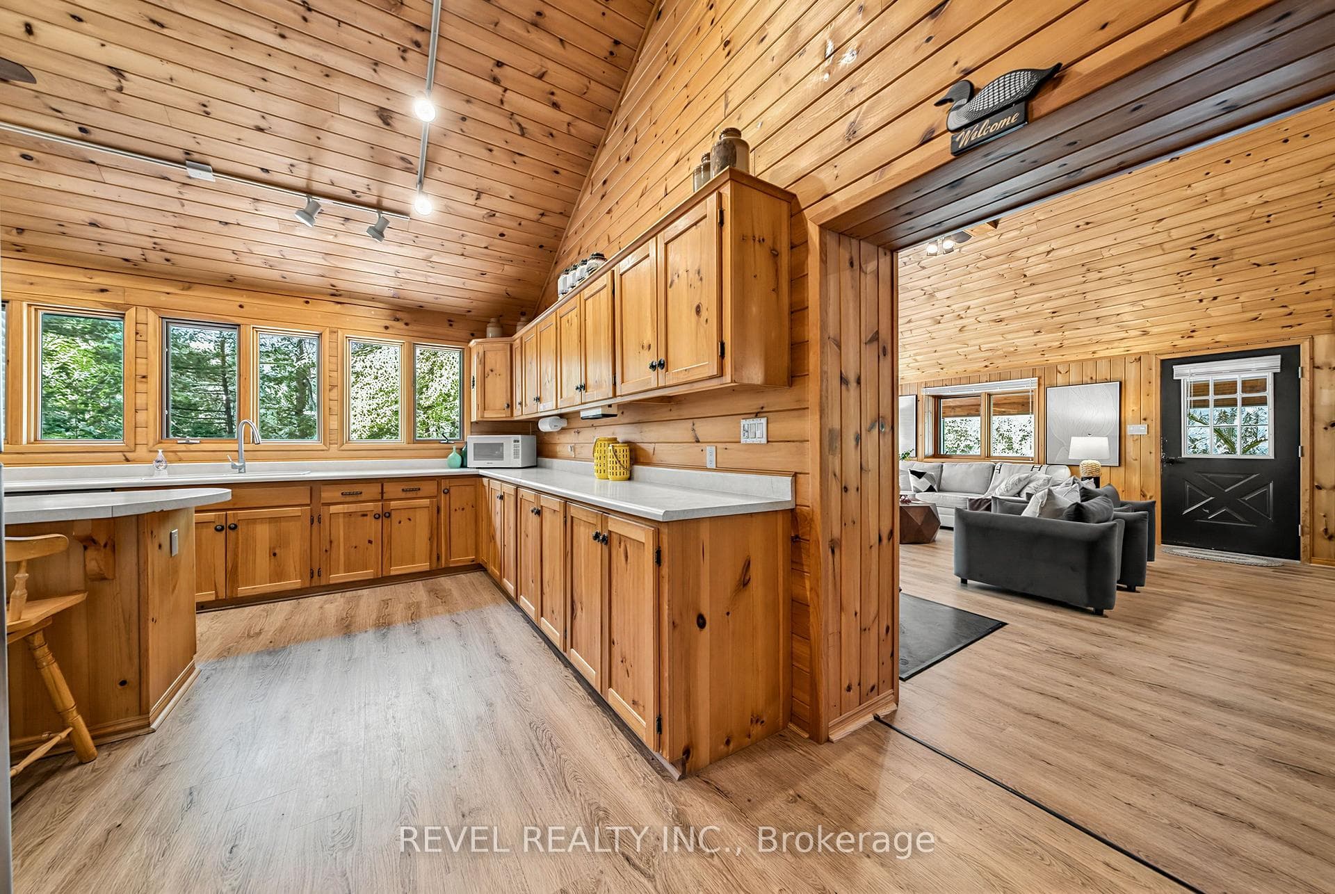 180 Lake Road photo 8