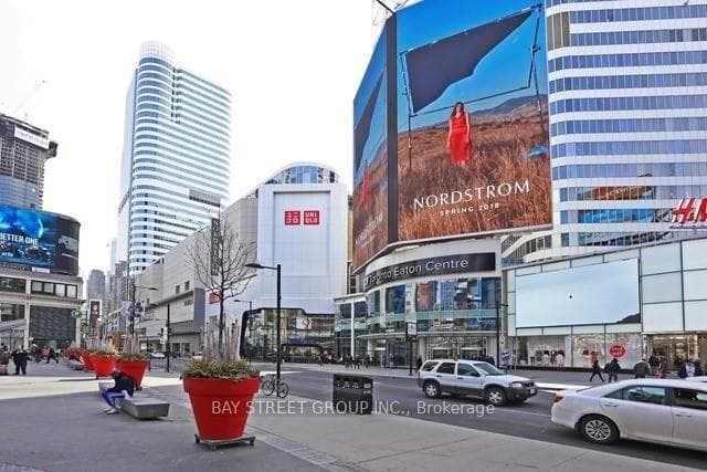 159 Dundas Street Unit 1003 photo 11