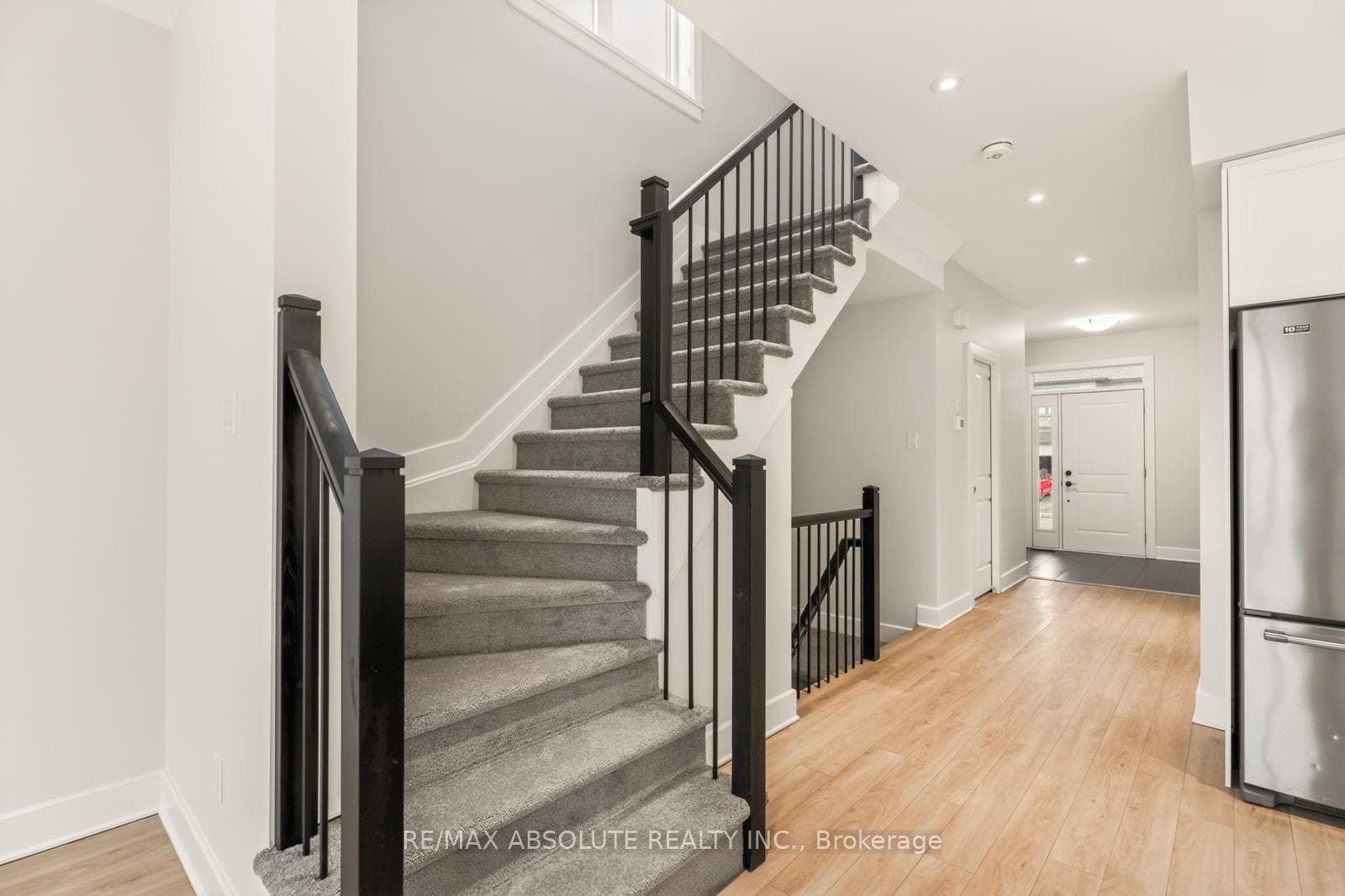 34 TABER Street photo 18