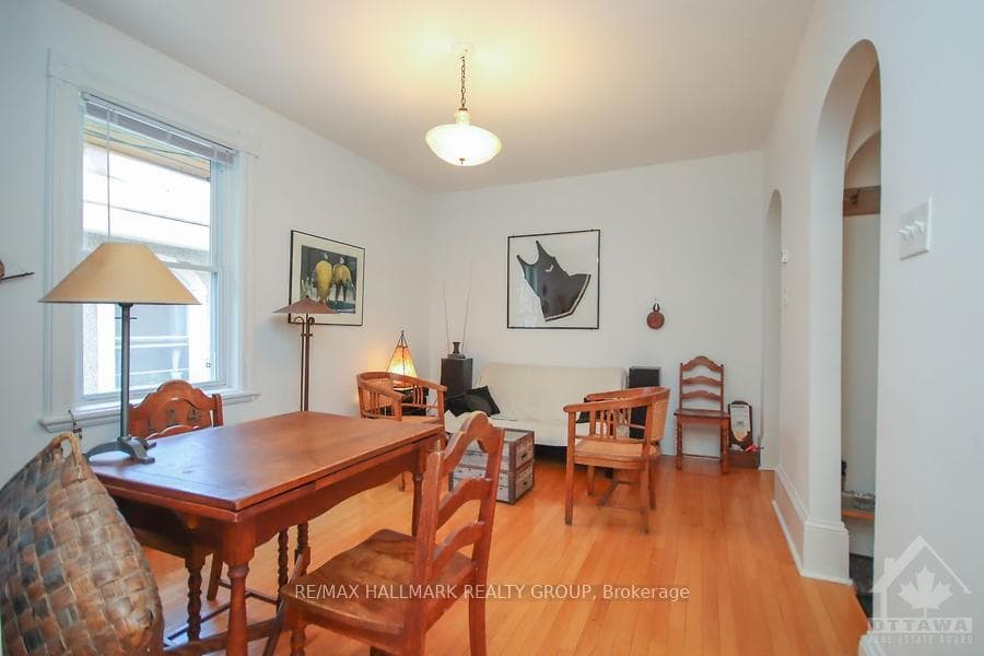 124 STEWART Street photo 14