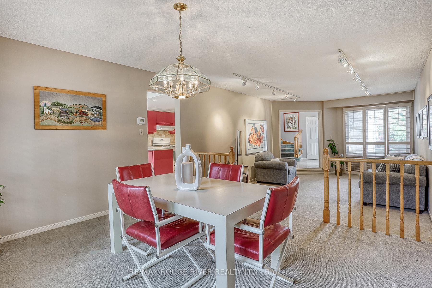 55 Carlisle Crescent photo 11