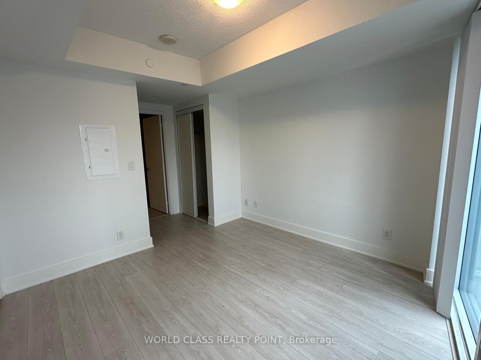 100 Harbour Street Unit 3703 photo 5