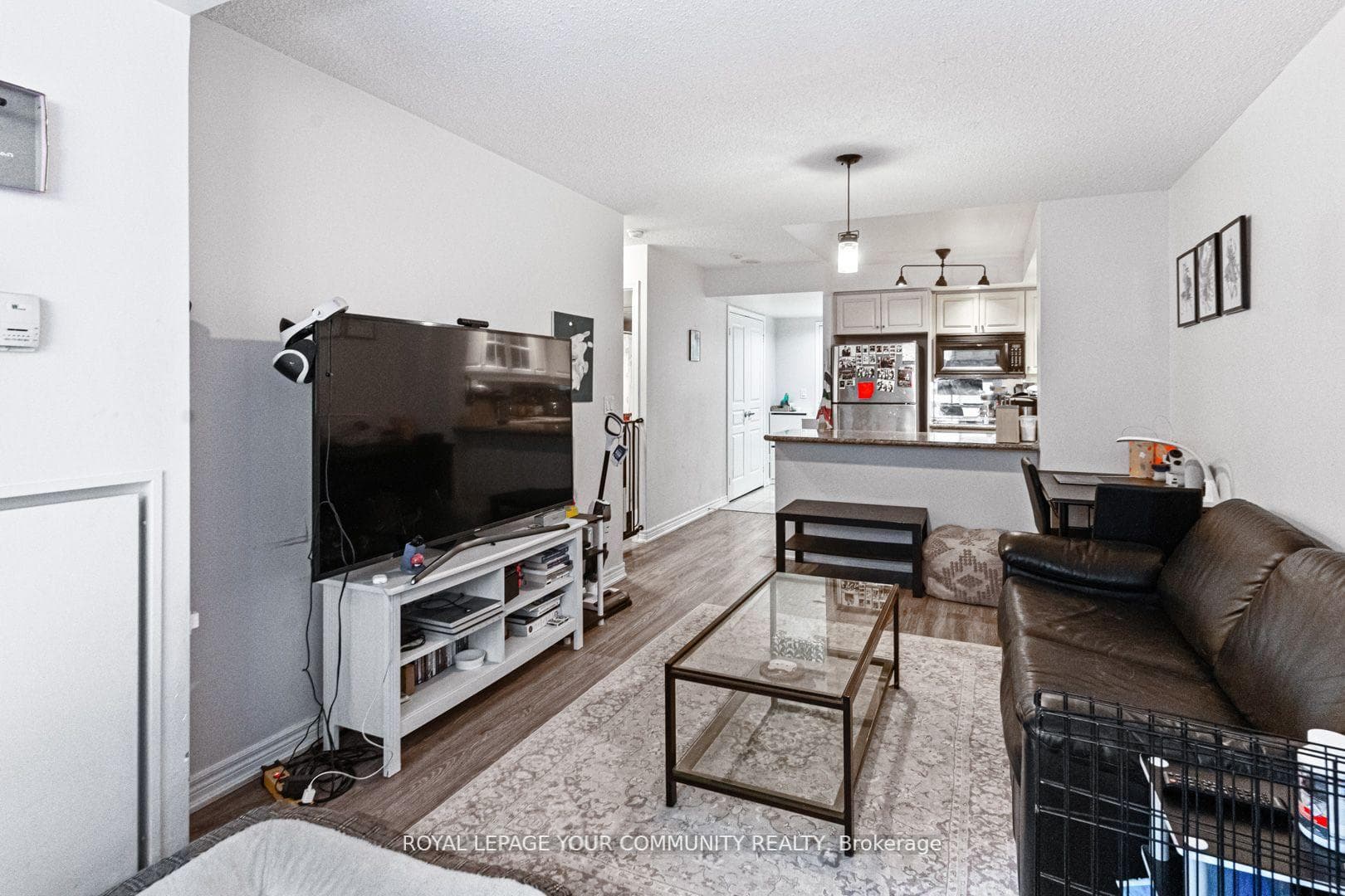 140 Simcoe Street Unit 307 photo 9