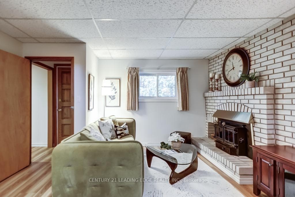 15 BAKERDALE Road photo 28