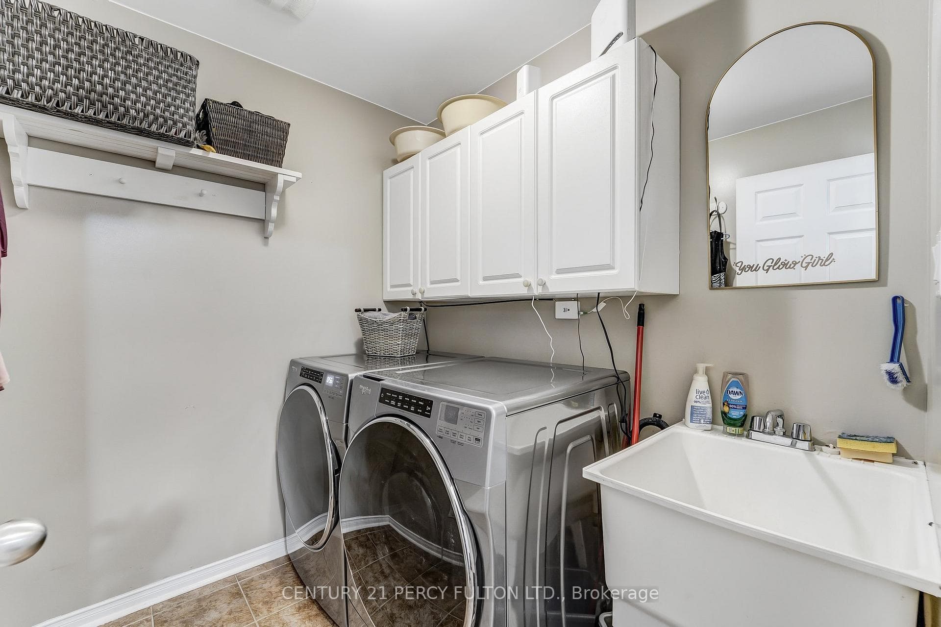12 Shantz Avenue photo 28