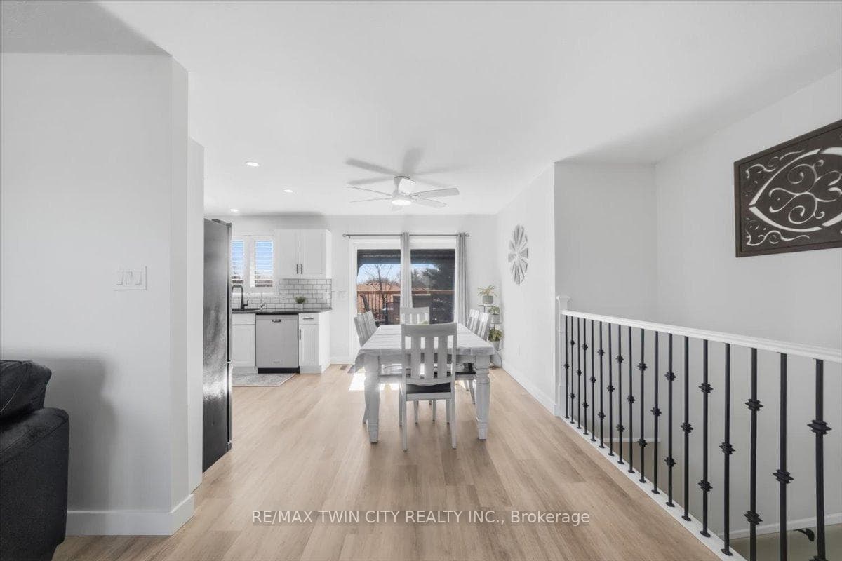 11 Feltz Drive photo 5