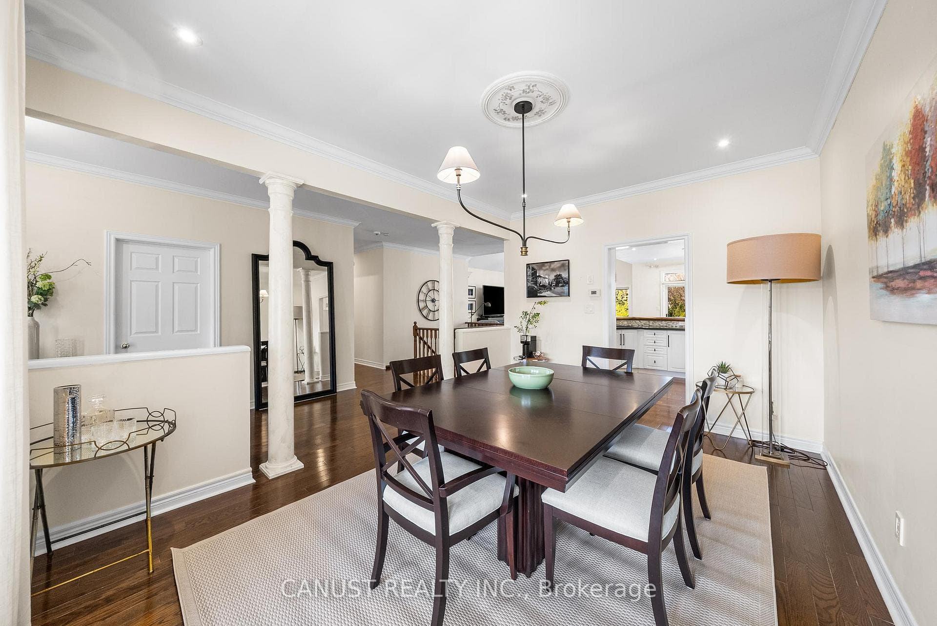 527 Laurelwood Gate photo 9