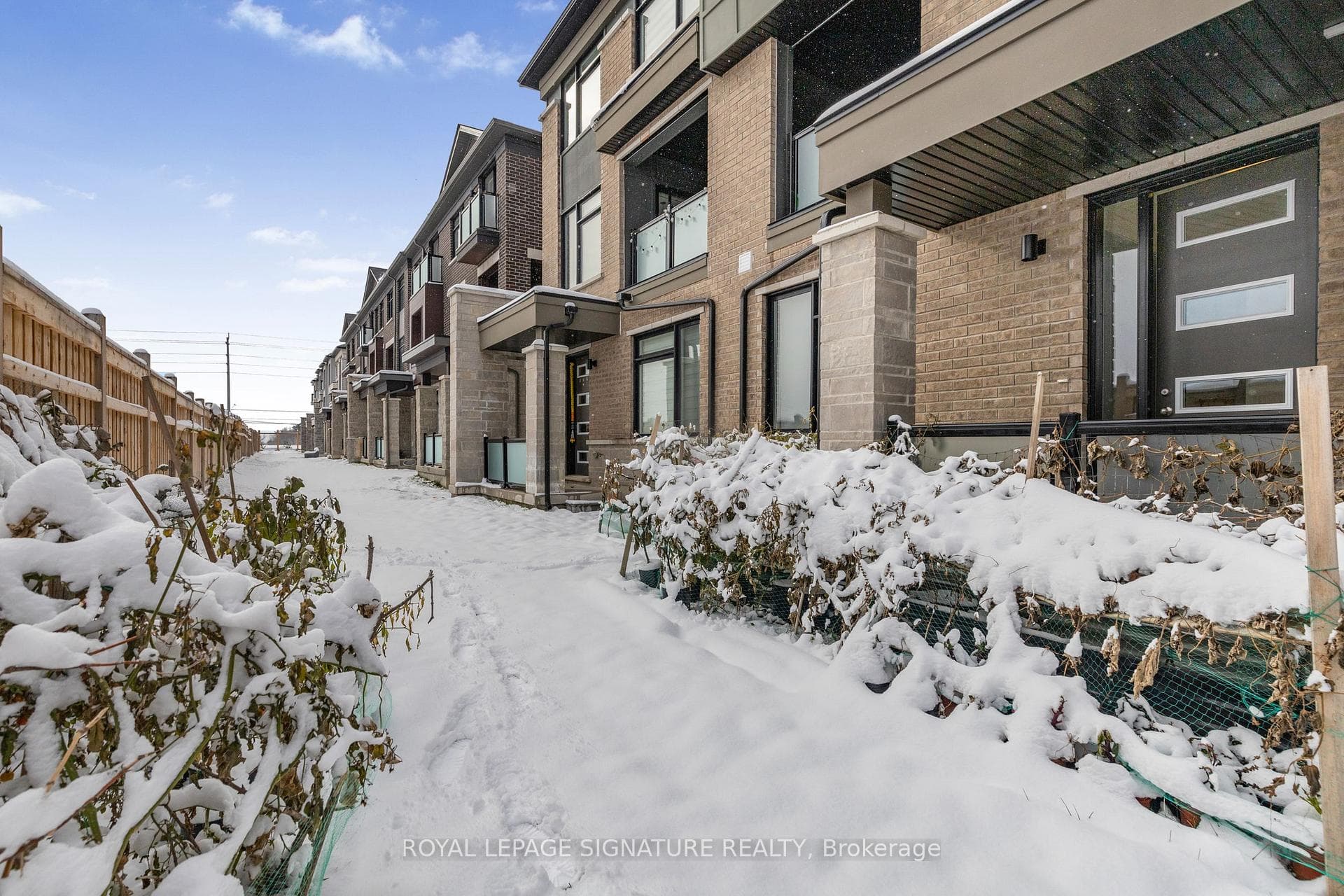 158 Keppel Circle photo 40