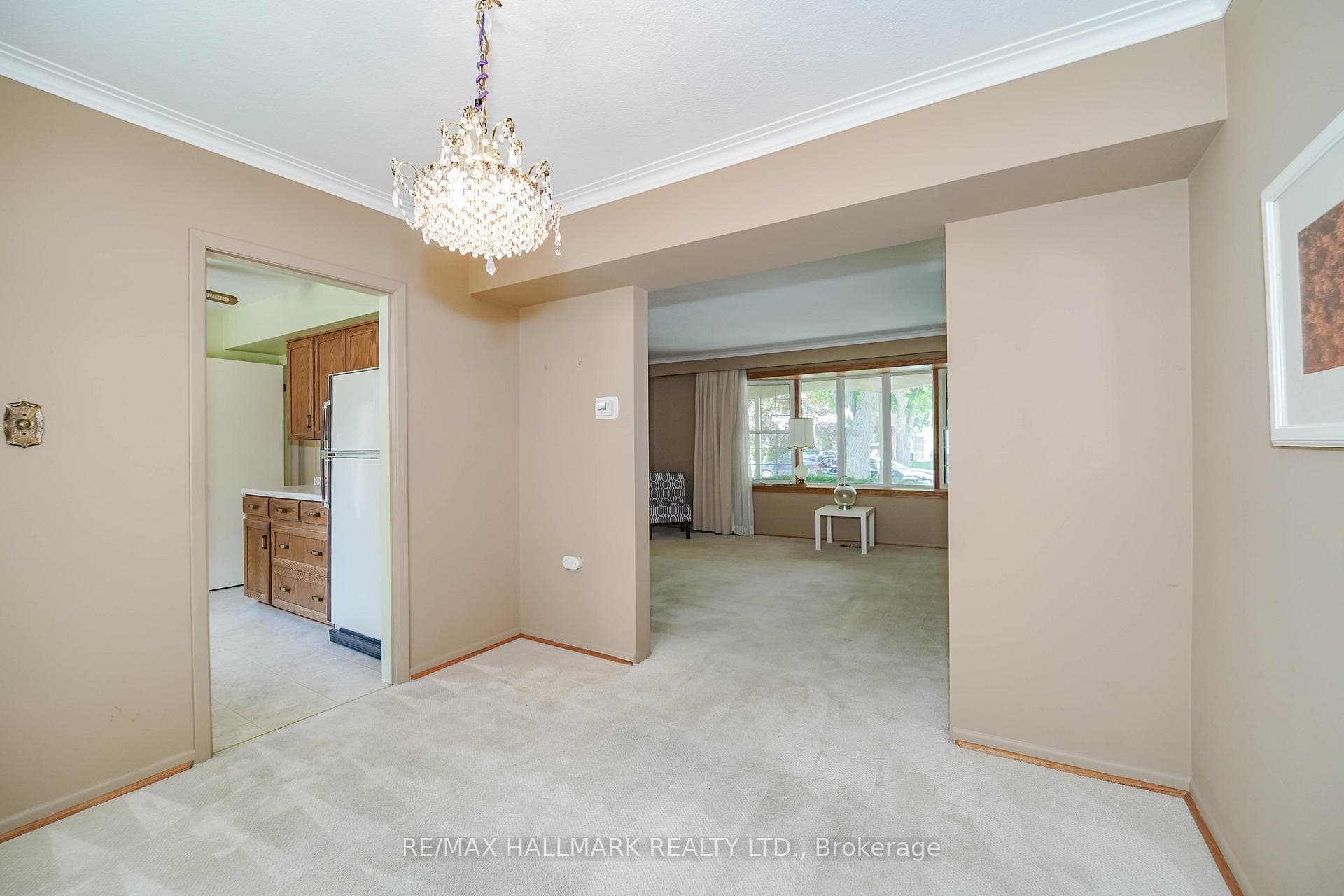 14 Castledene Crescent photo 11