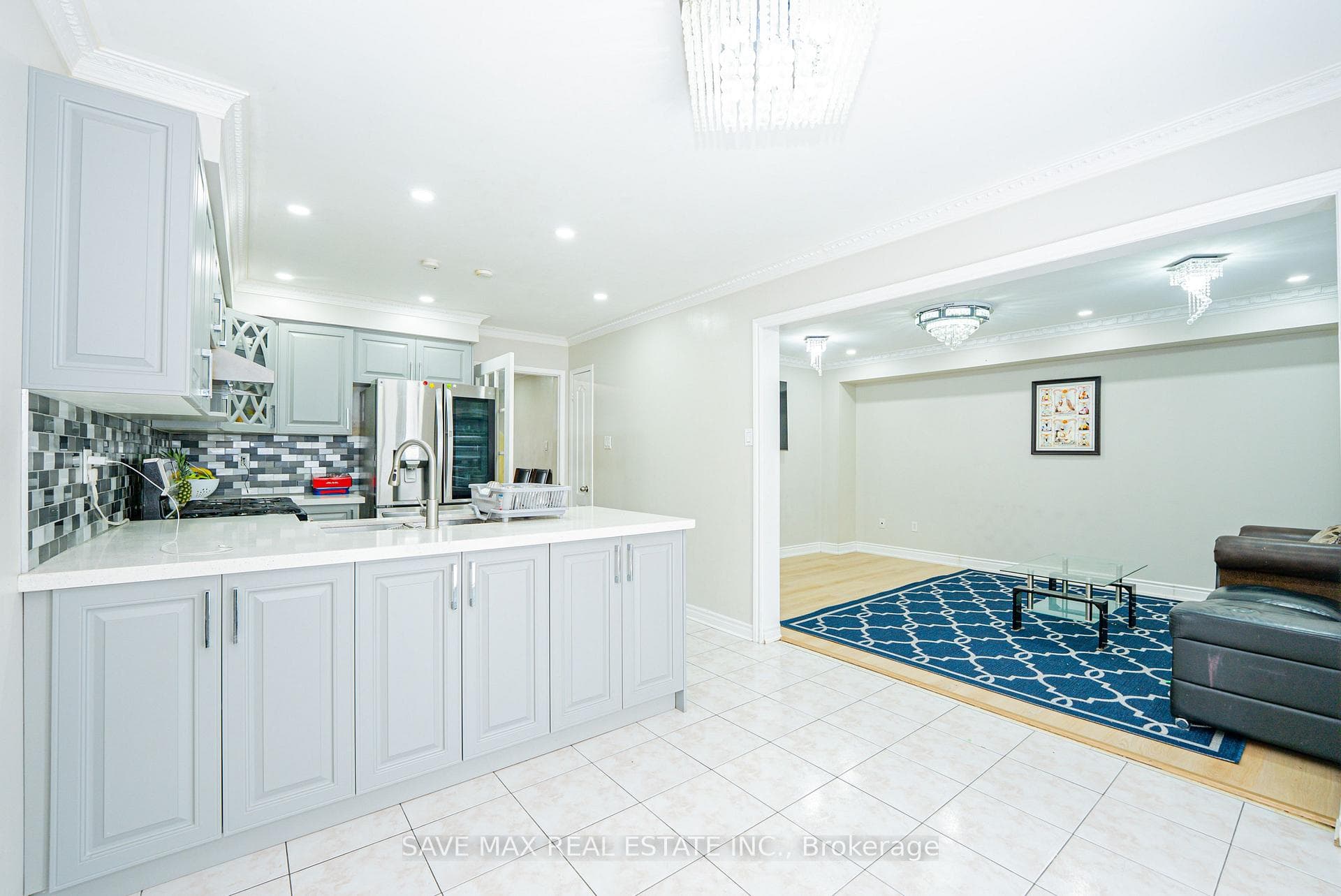 18 Salonica Road Unit Upper photo 11