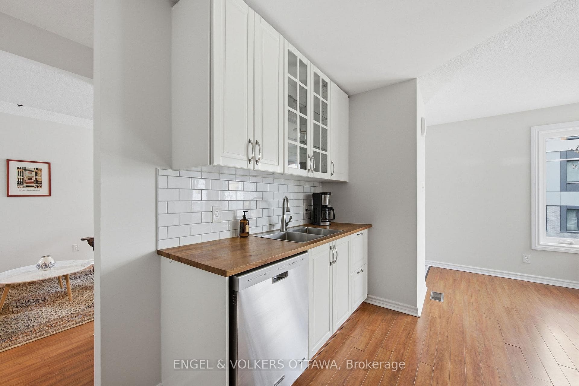 150 Forward Avenue photo 10