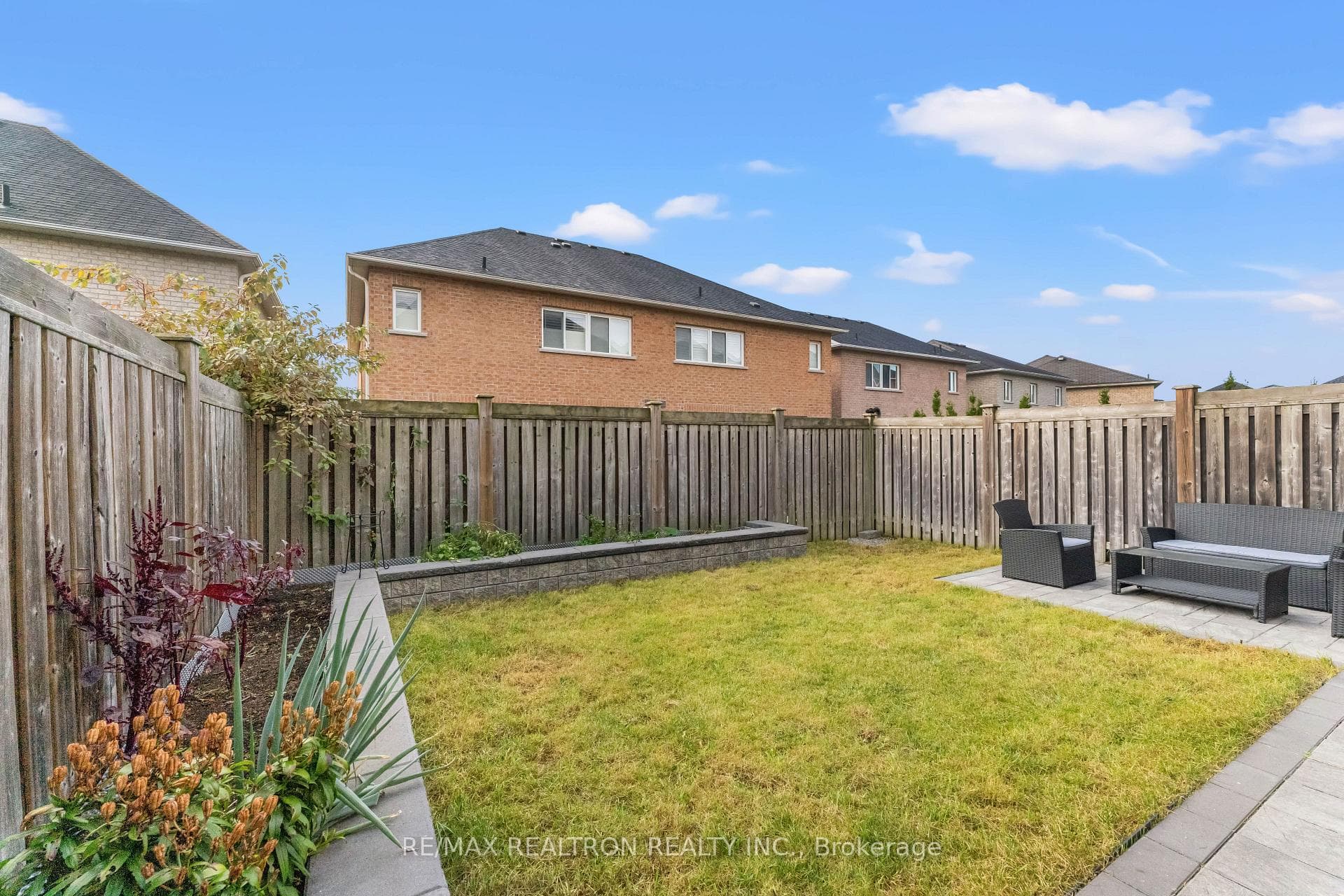 23 Barden Crescent photo 30