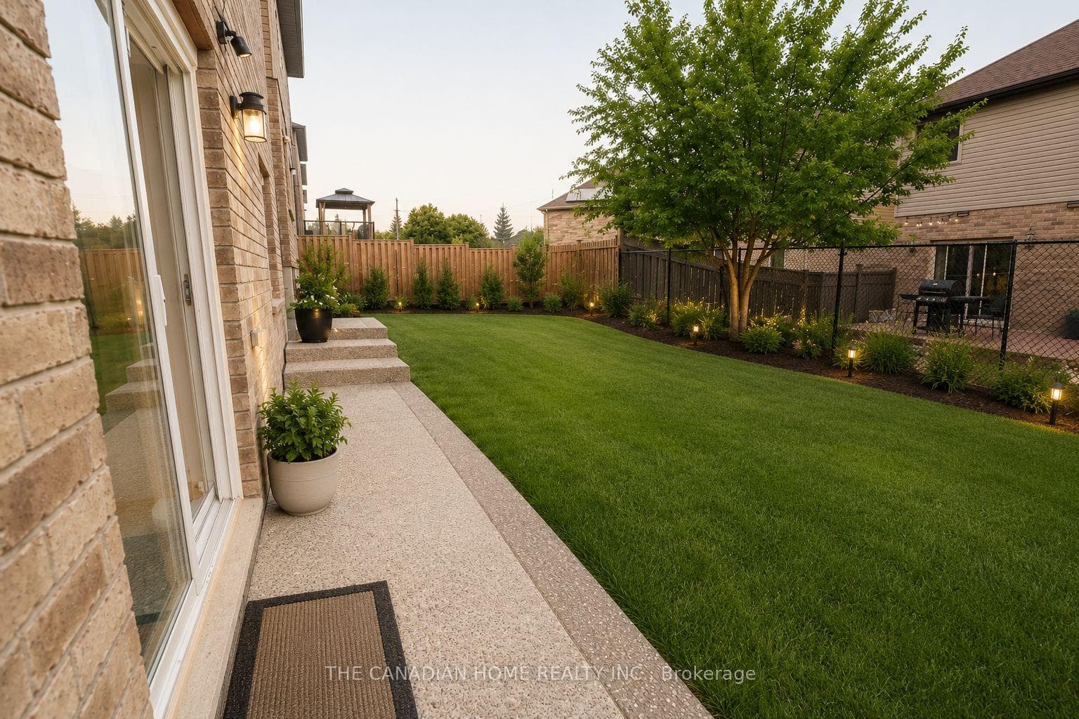 23 Saddle brook (Basement) Court photo 13