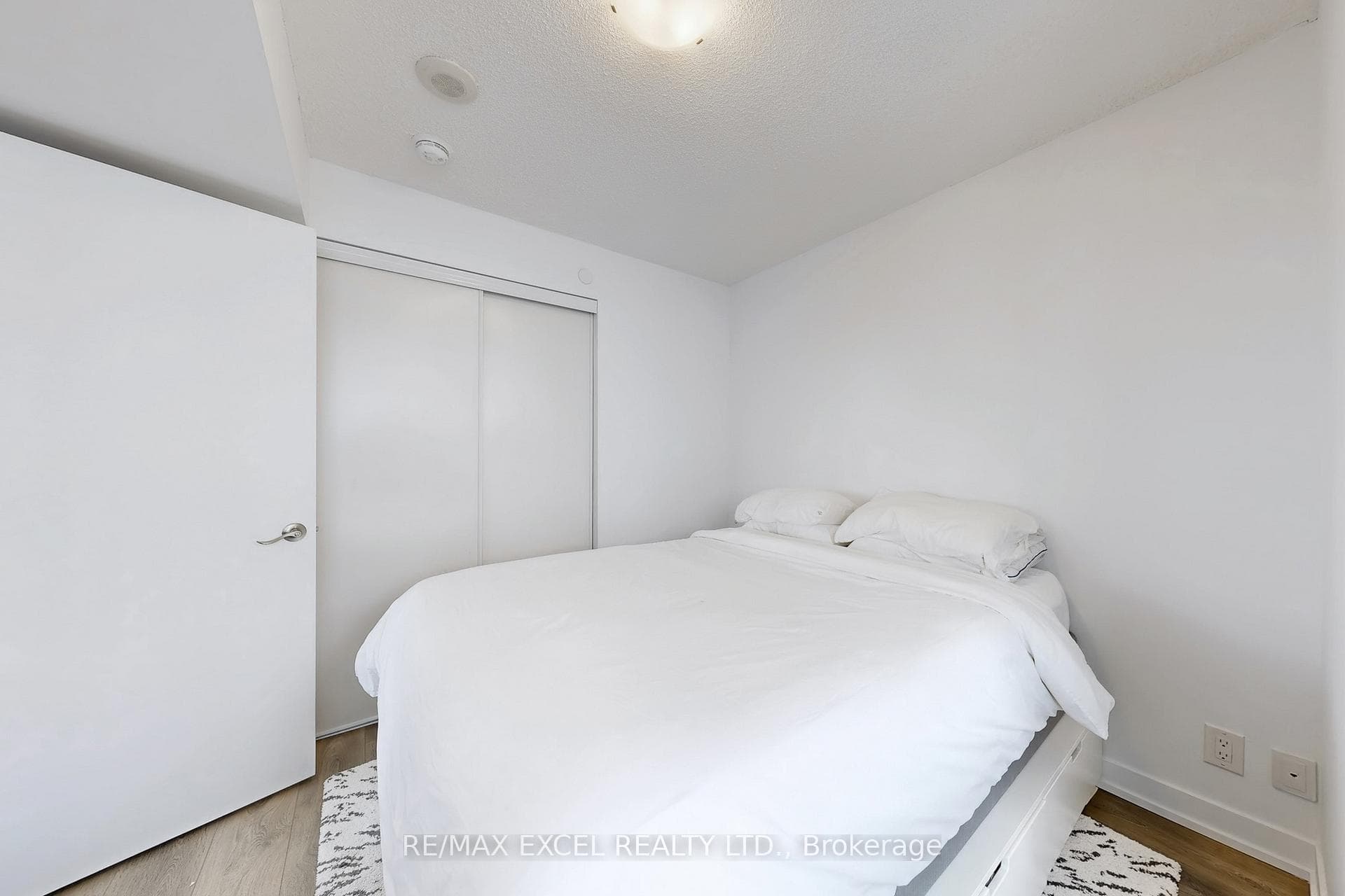 365 Church Street Unit 705 photo 14