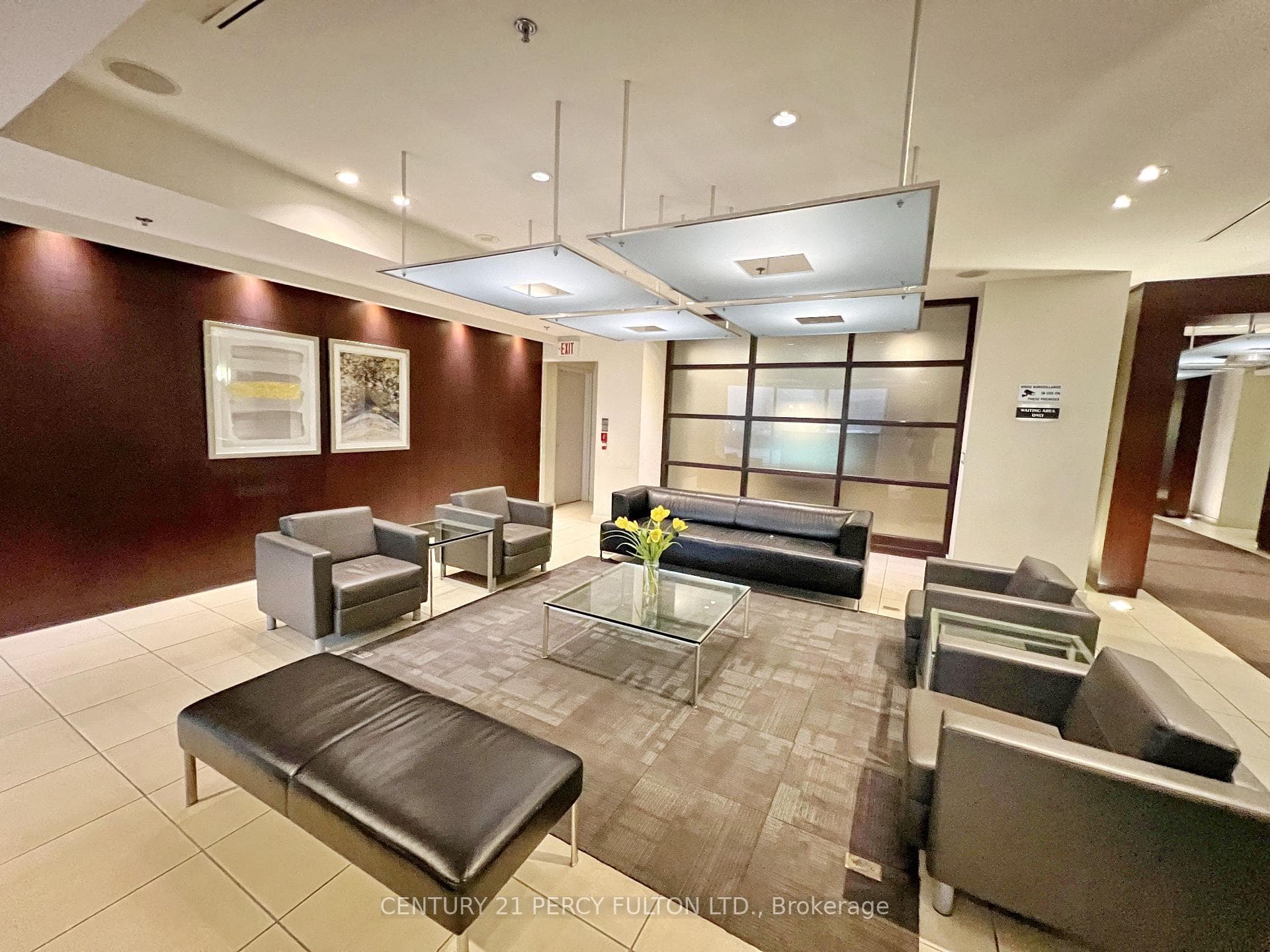 36 Lee Centre Drive Unit 1510 photo 3