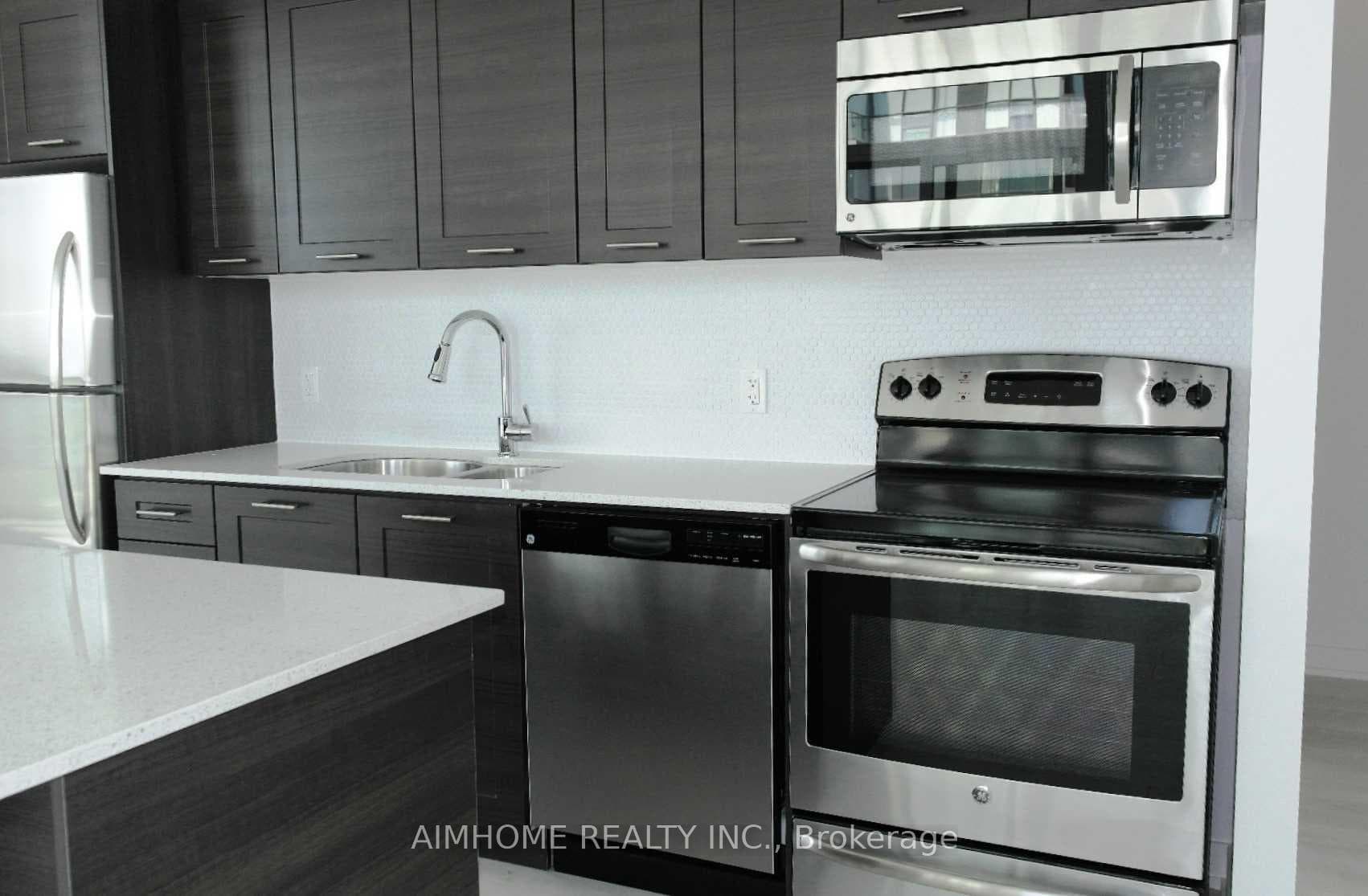 2212 Lake Shore Boulevard Unit 1901 photo 3