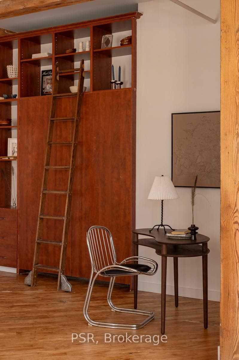 90 Sherbourne Street Unit 407 photo 6