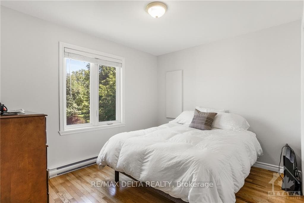 118 C HIGGINSON Street photo 16