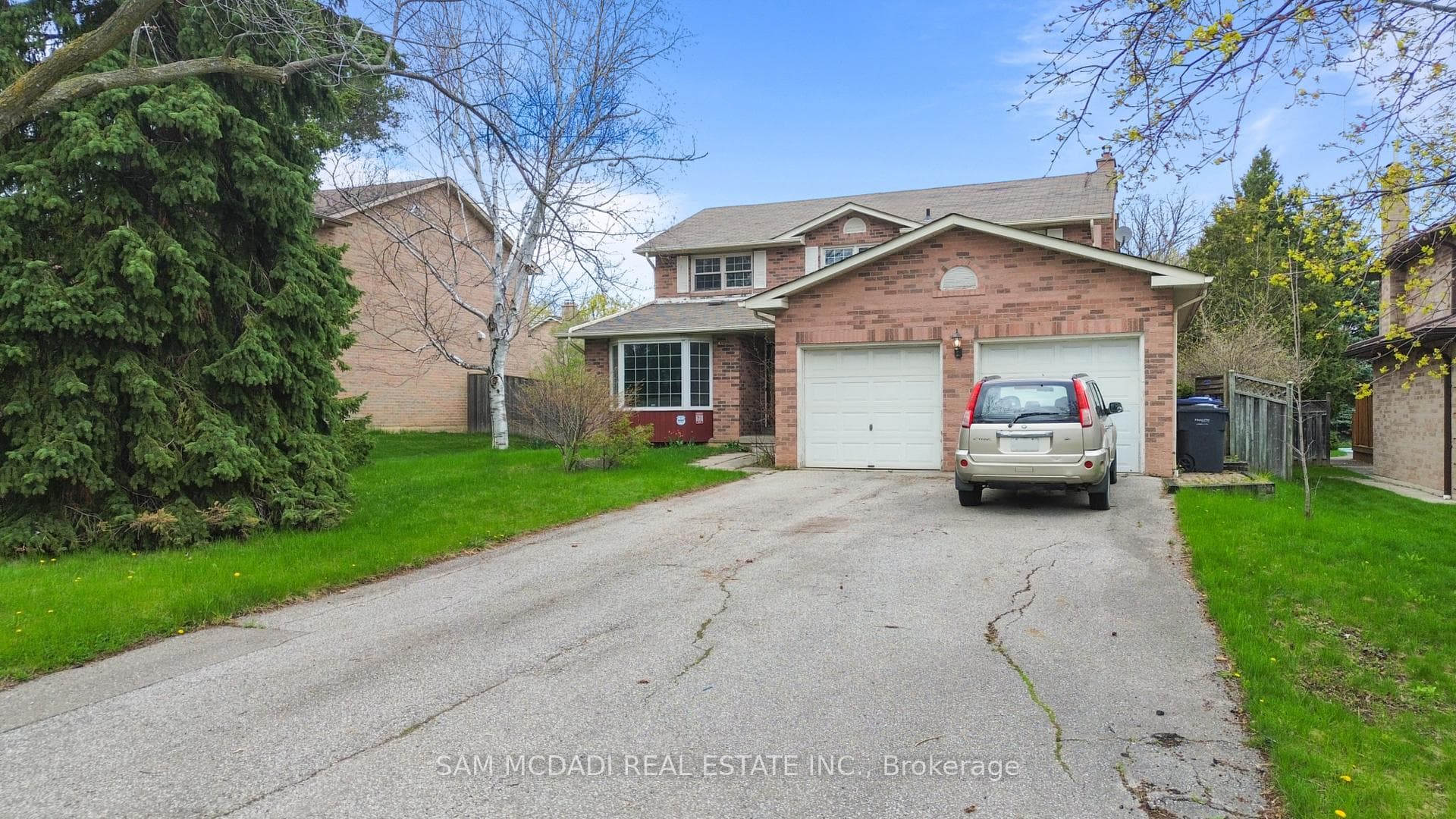 2138 Burbank Drive photo 2