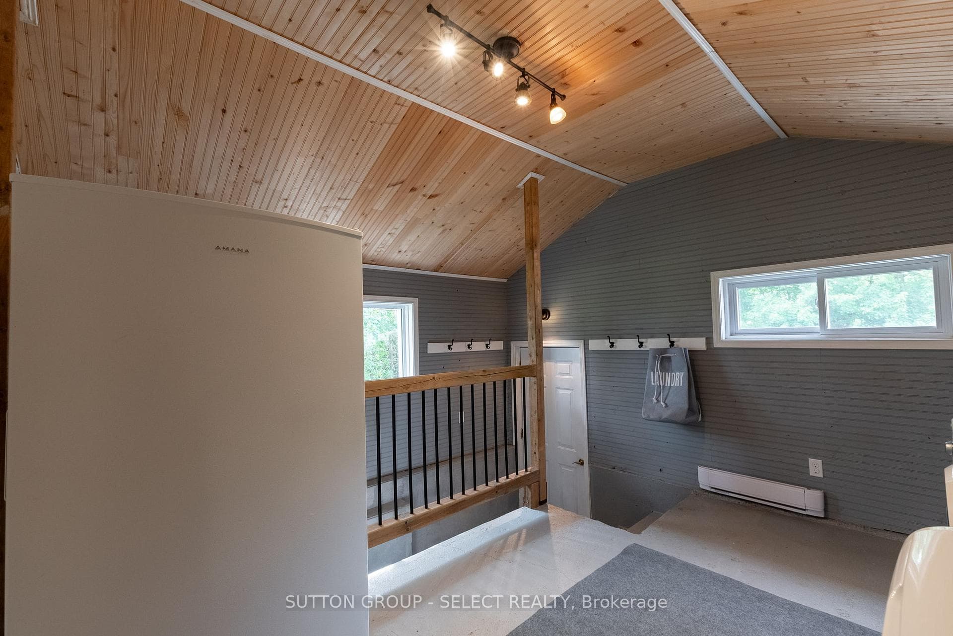 10086 Hedley Drive photo 22