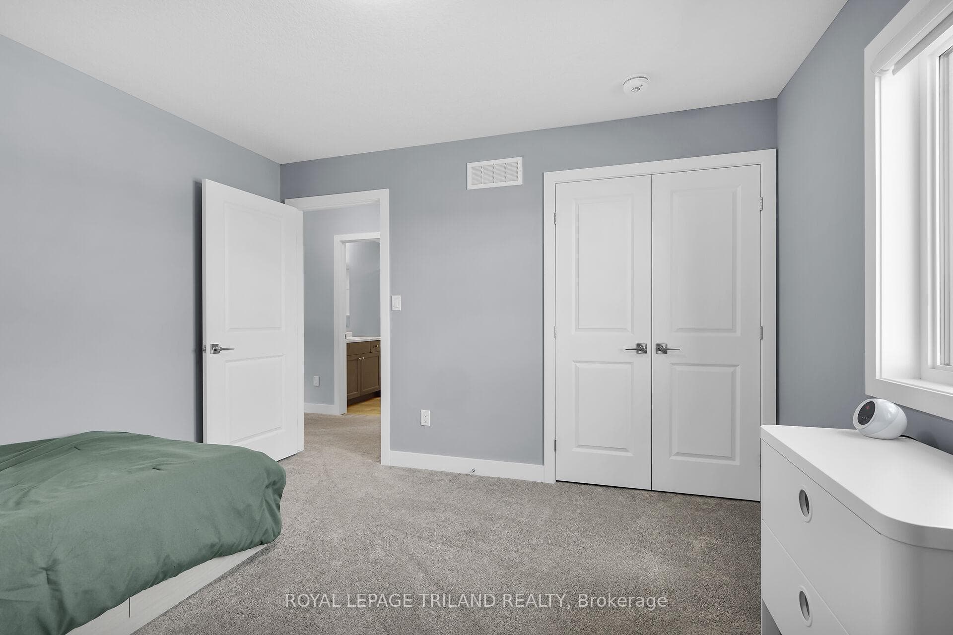 103 EMPIRE Parkway photo 27