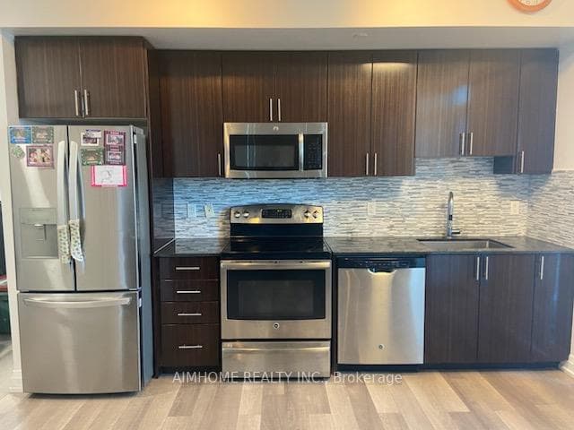 7165 Yonge Street Unit #530 photo 11