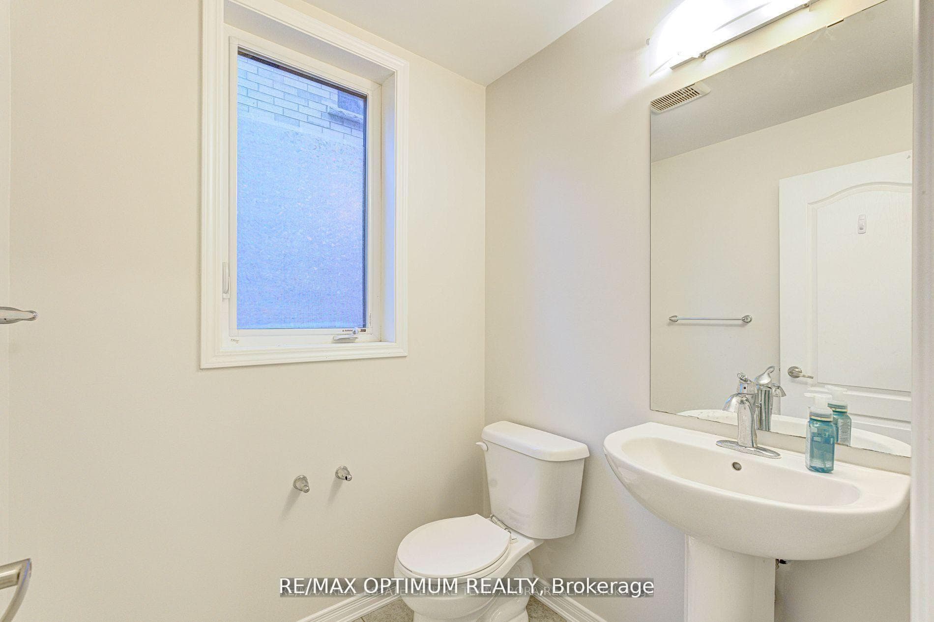 79 Oaktree Drive photo 12
