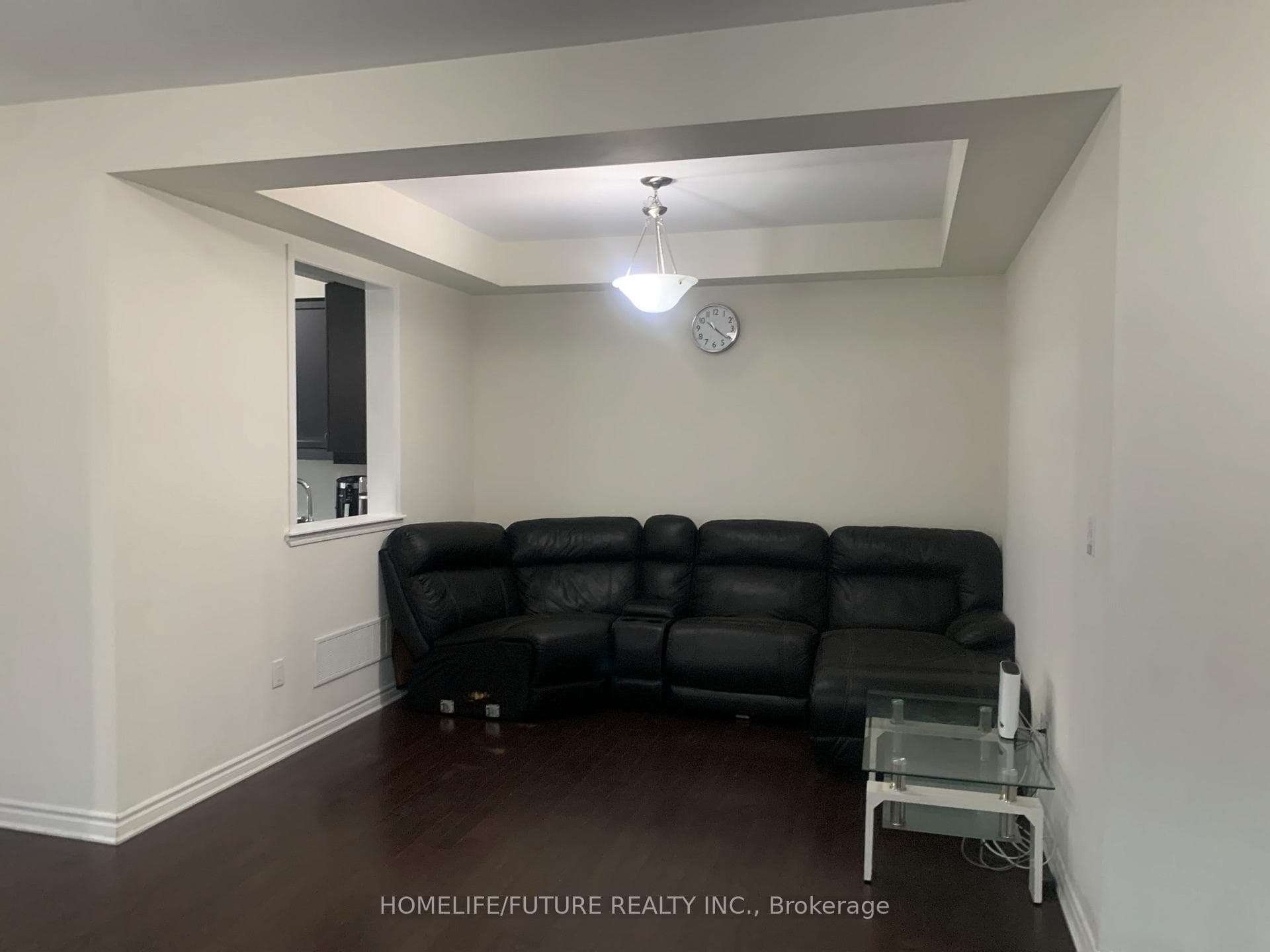 32 Kilmarnock Crescent photo 4
