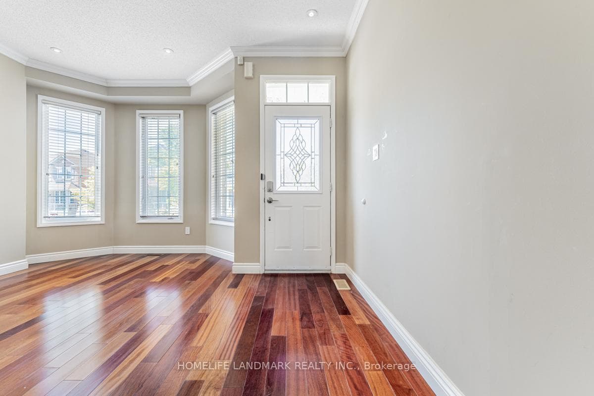 15 Monkhouse Road photo 4