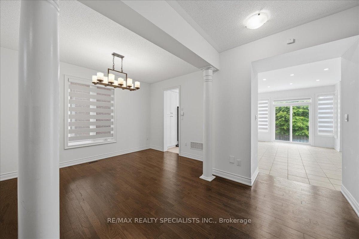 281 Blue Dasher Boulevard photo 10