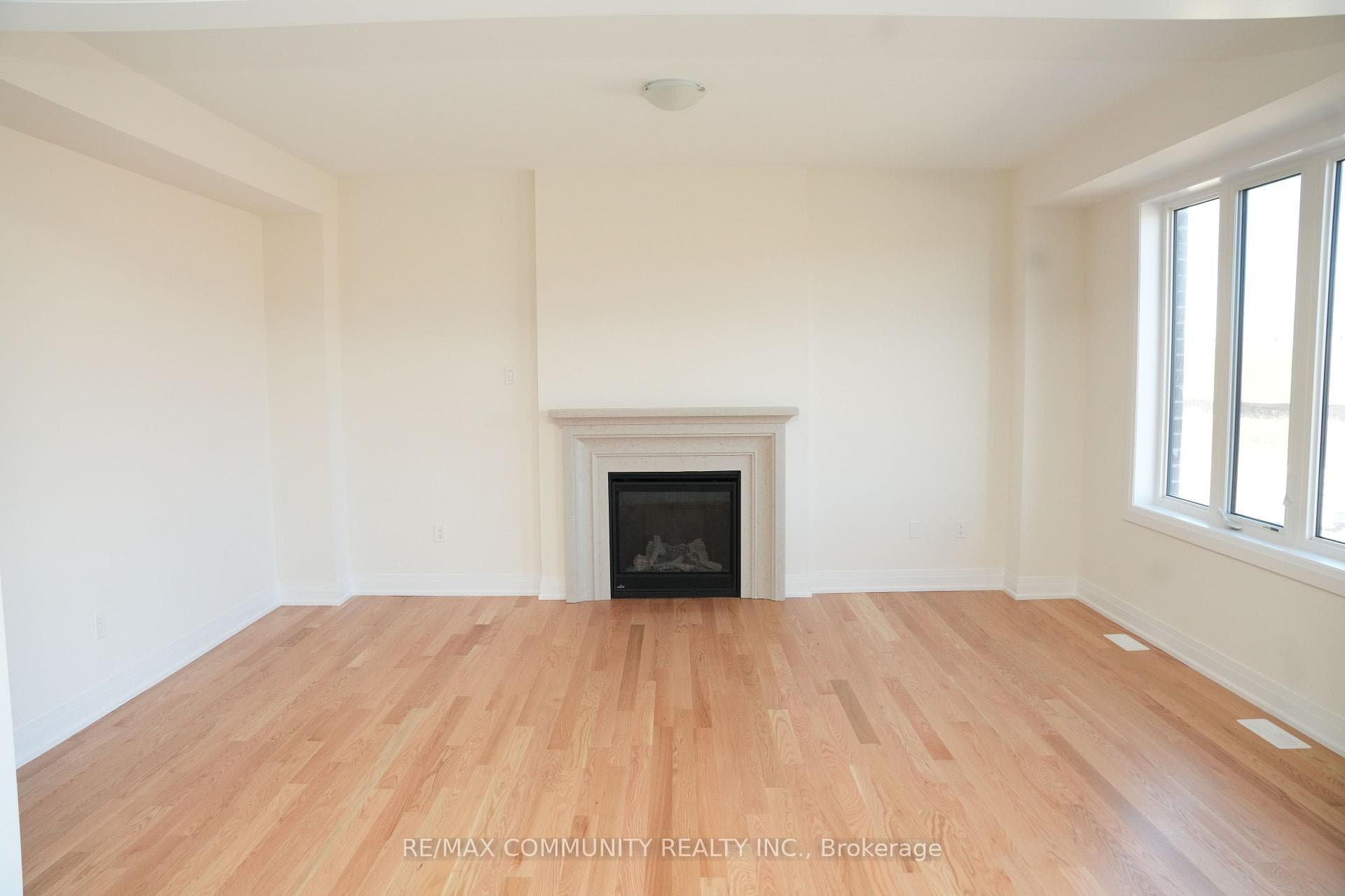 111 Hoad Street photo 3
