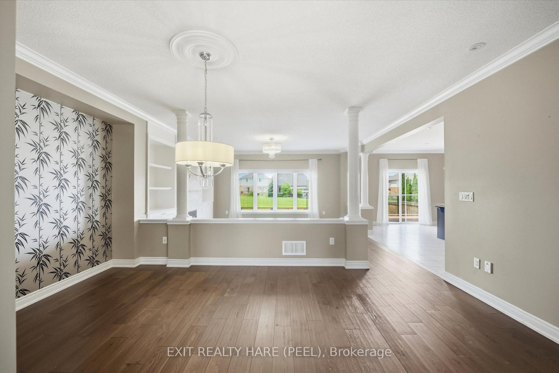 174 Irwin Avenue photo 9