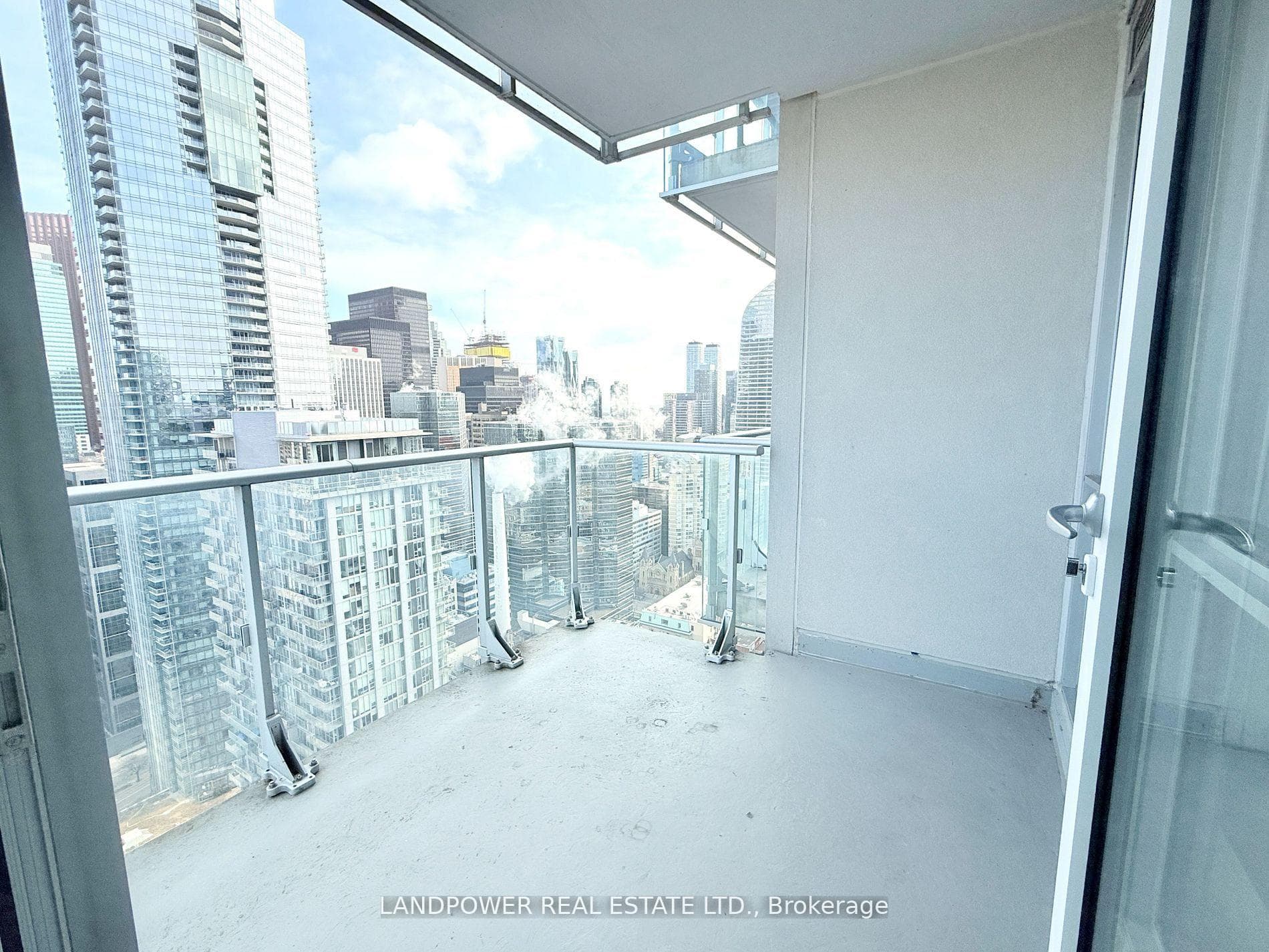 30 NELSON Street Unit 3702 photo 12