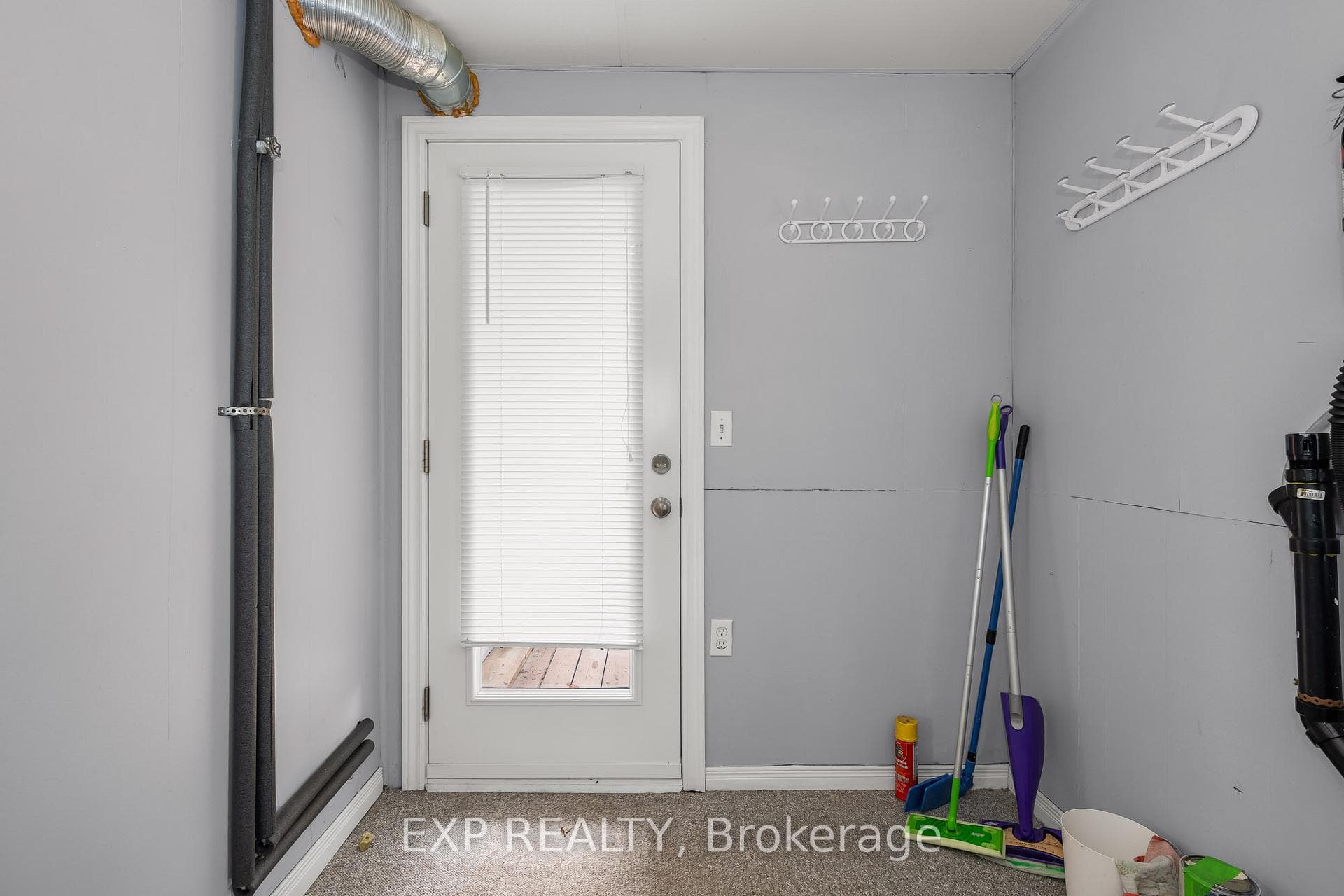 110 Fairview Avenue photo 18