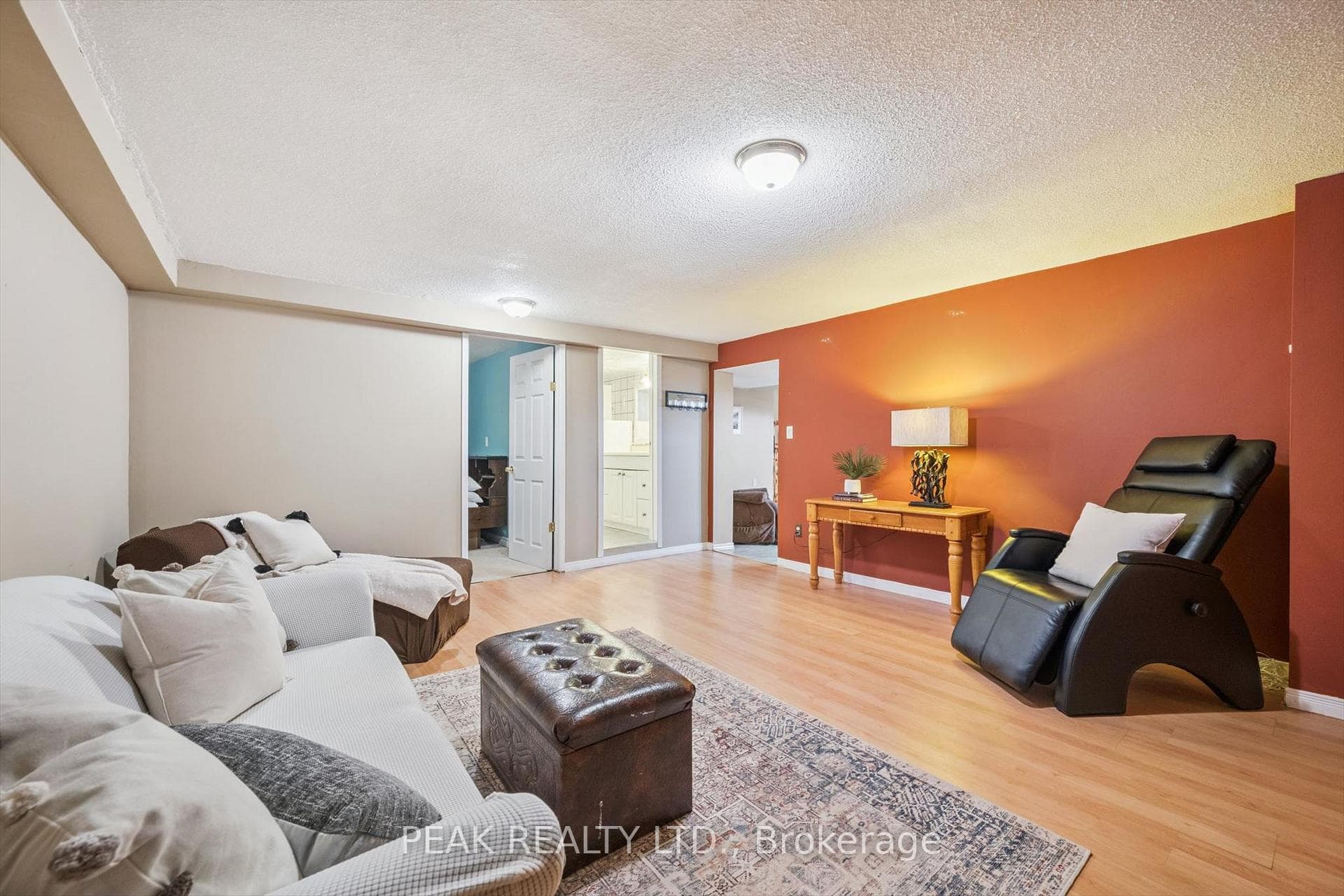 120 Lorraine Avenue photo 28