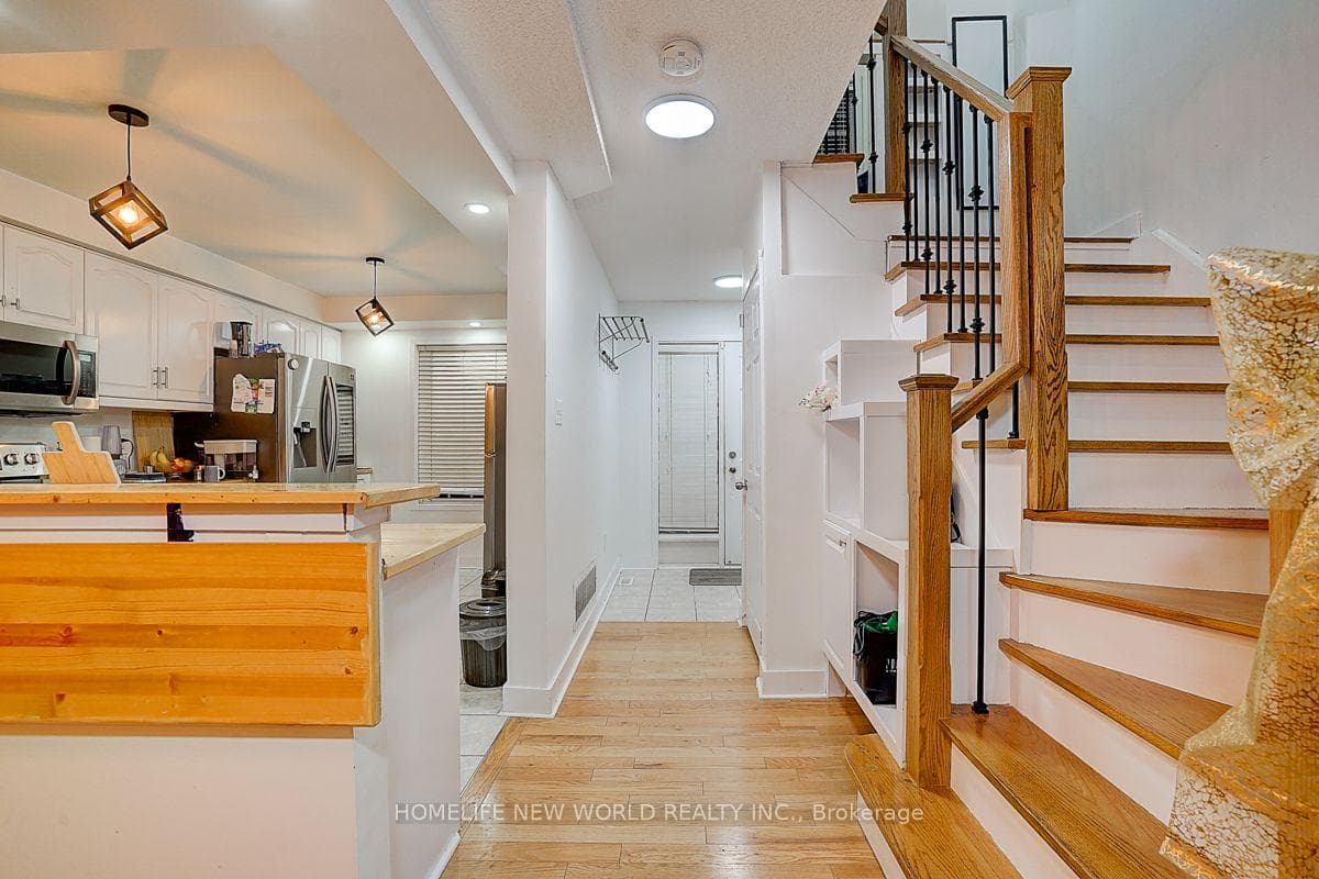 199 Hillcrest Avenue Unit 10 photo 4